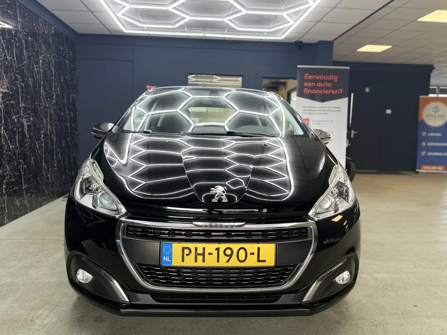 Peugeot 208 1.6 BlueHDi Blue Lease Executive Zwart - 2