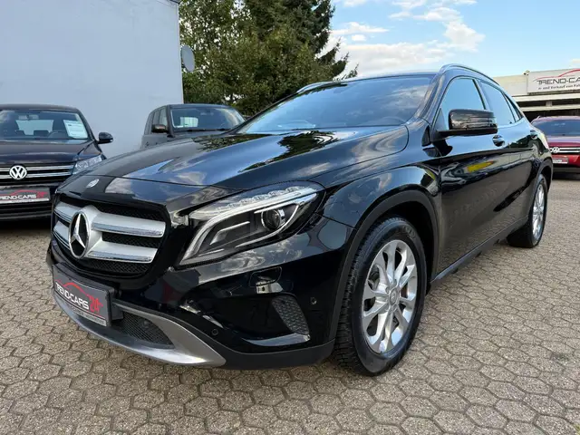 Mercedes-Benz GLA 180 Urban*AHK*Tempomat*Klima*