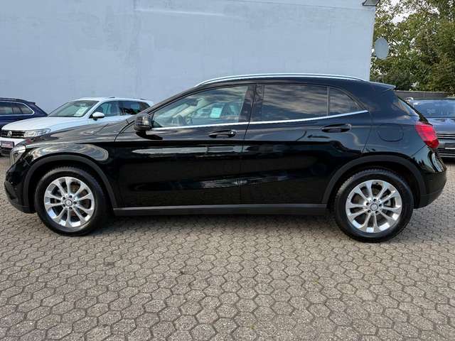 Mercedes-Benz GLA 180 Urban*AHK*Tempomat*Klima*