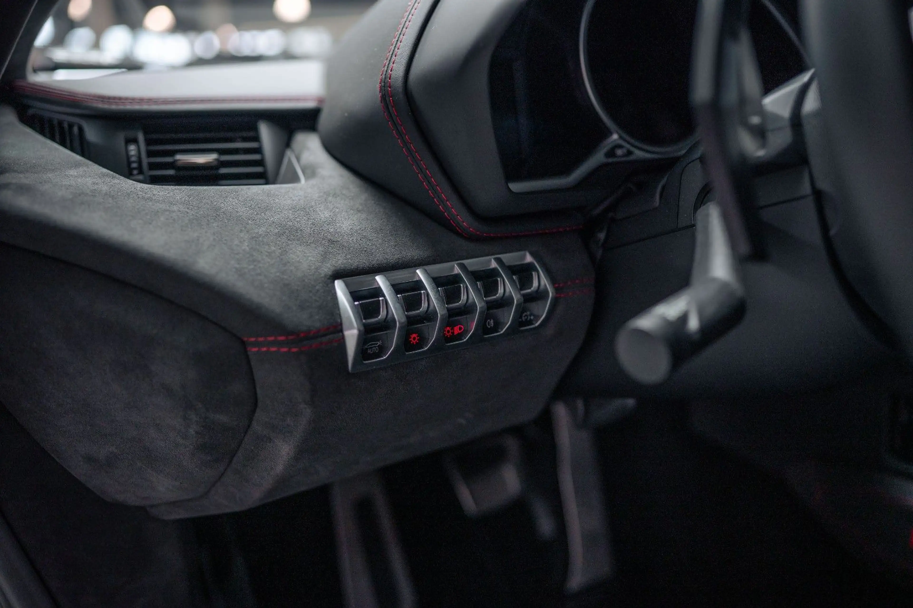 Lamborghini Aventador LP 700-4 Pirelli Edition 1of100 / Lift — photo 14