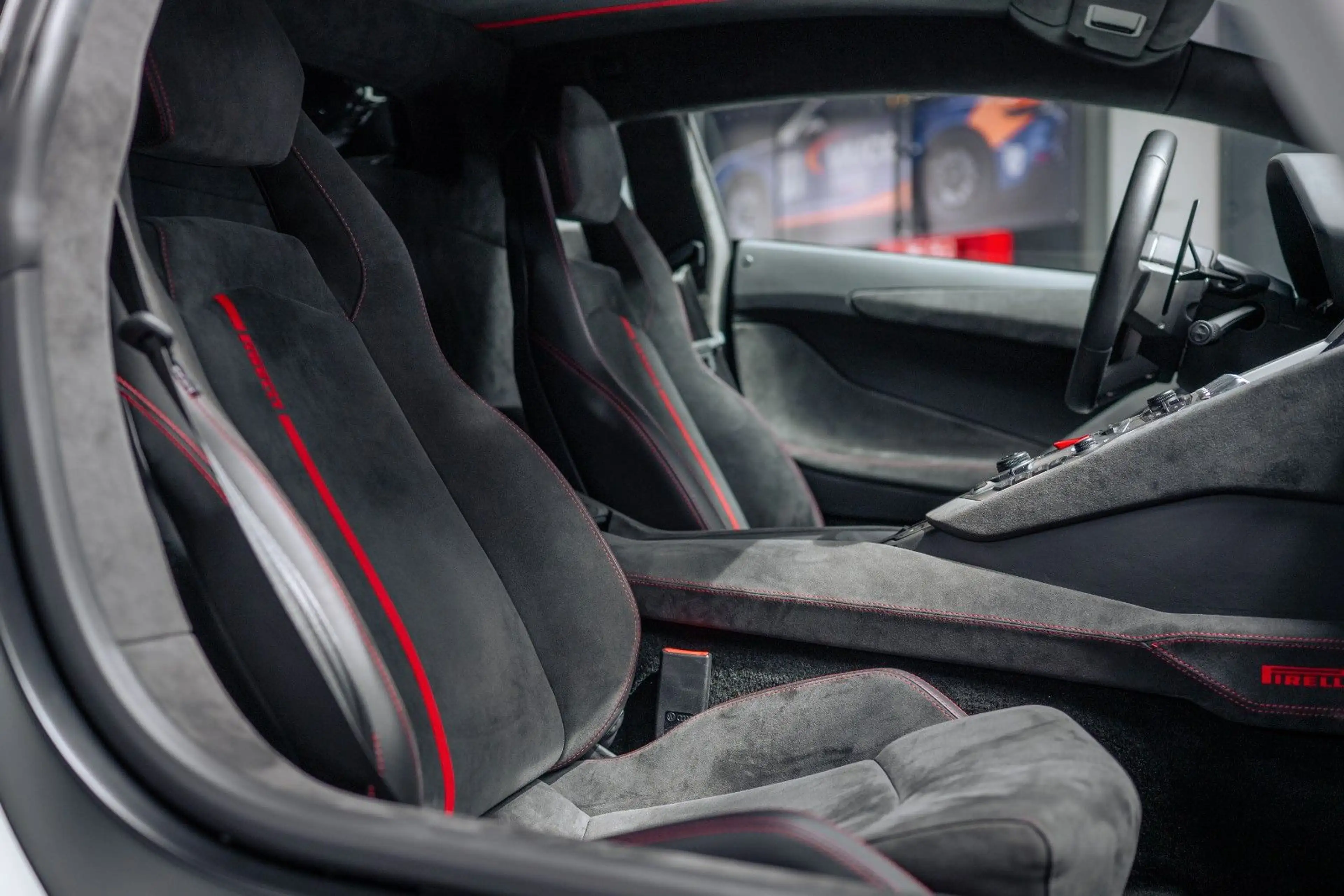 Lamborghini Aventador LP 700-4 Pirelli Edition 1of100 / Lift — photo 10