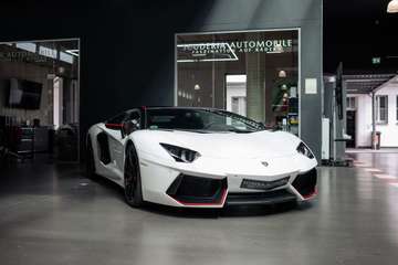 LP 700-4 Pirelli Edition 1of100 / Lift