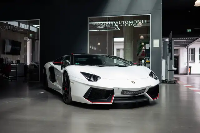 Lamborghini Aventador