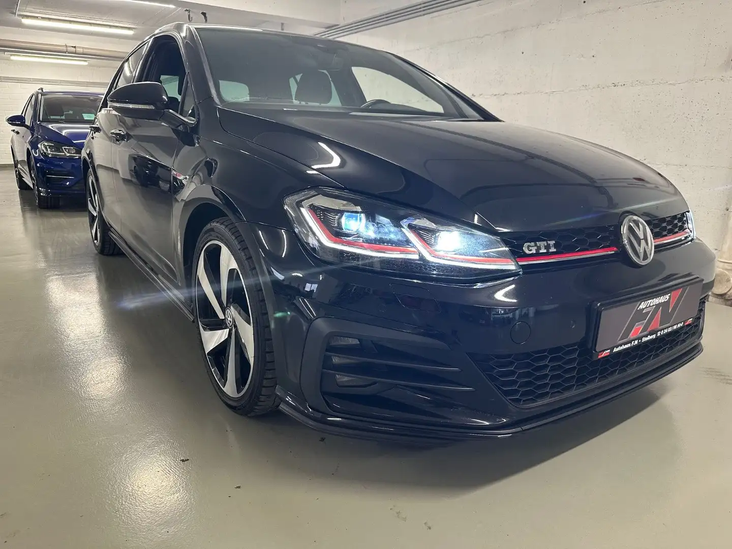 Volkswagen Golf VII  GTI /LED/ACC/KEYLESS/CARPLAY/Virtuelle Zwart - 1