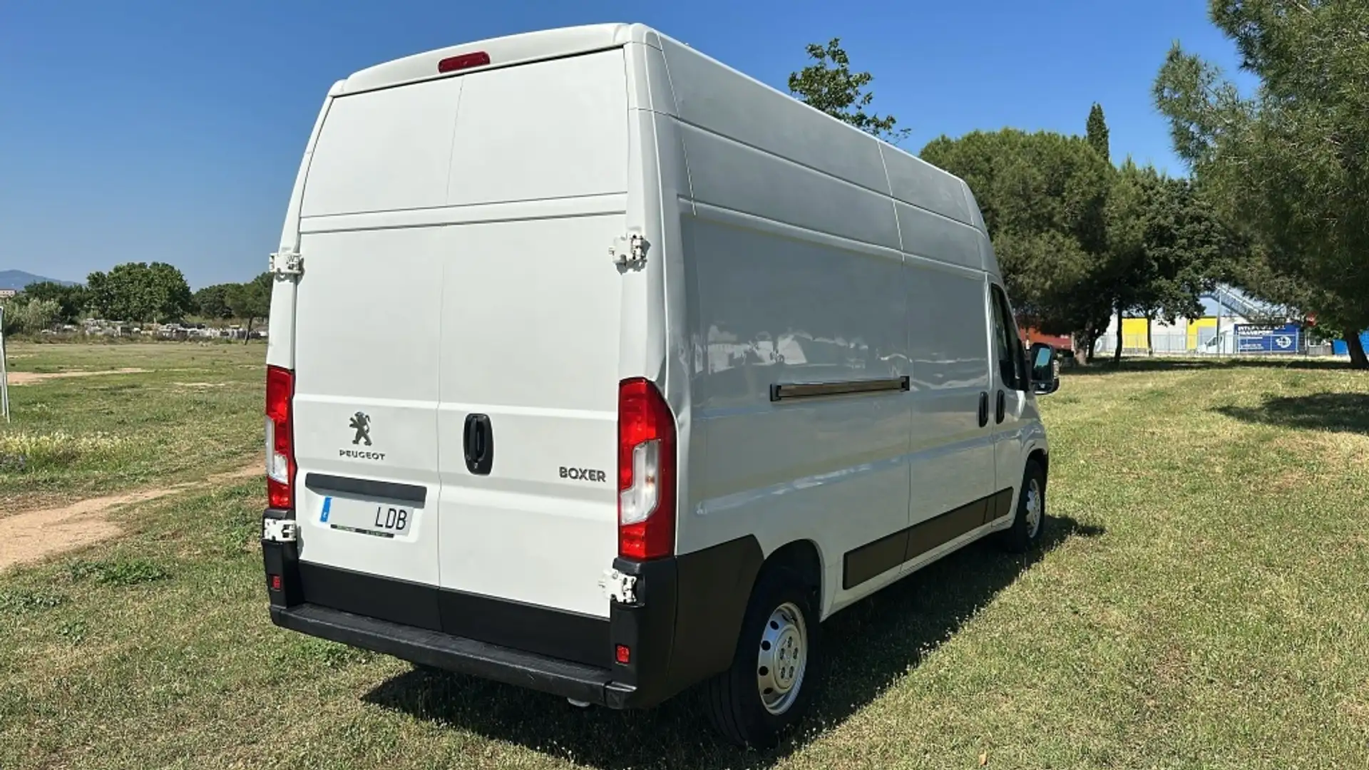 Peugeot Boxer Furgón 2.2BlueHDI 435 L3H3 S&S 140 Blanco - 2