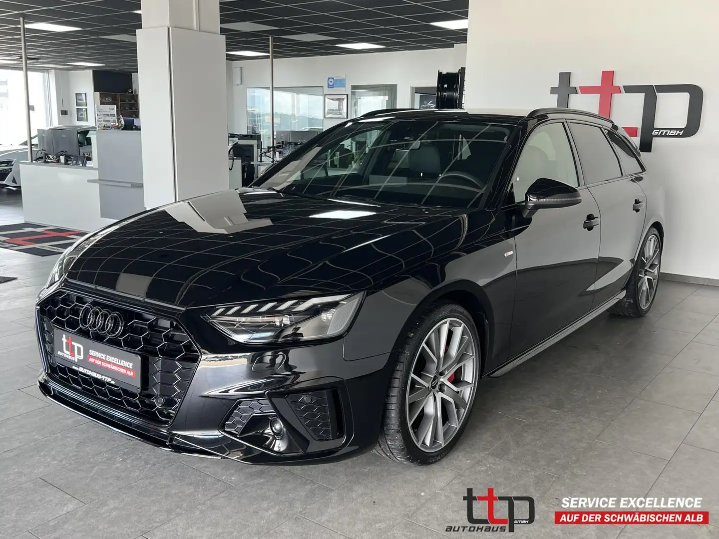 Audi A4 Avant 40 TFSI S-line MATRIX Teilleder AHK Noir - 1