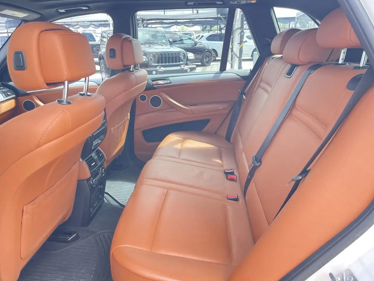 BMW X5 M снимка BMW X5 M