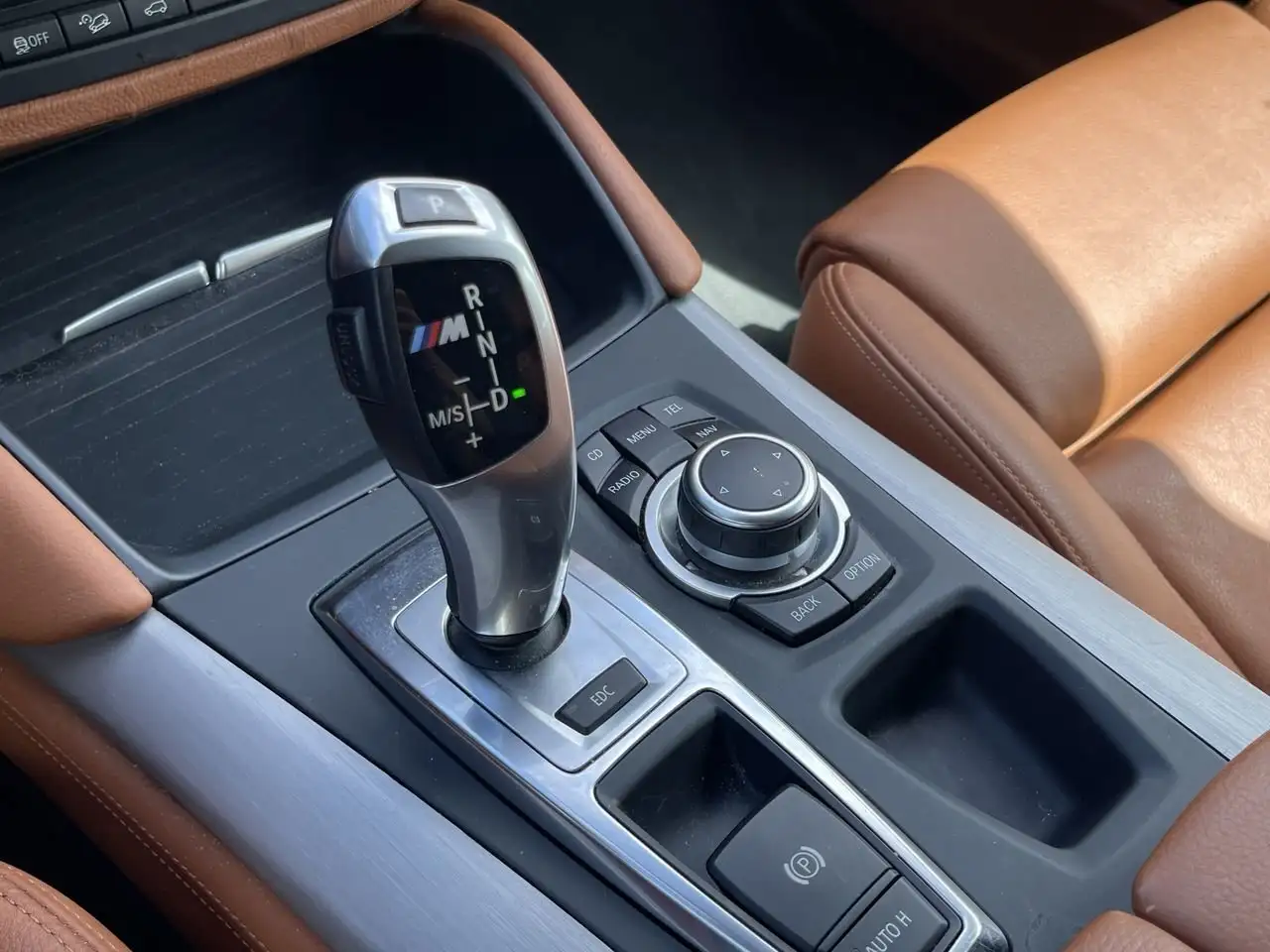 BMW X5 M снимка BMW X5 M