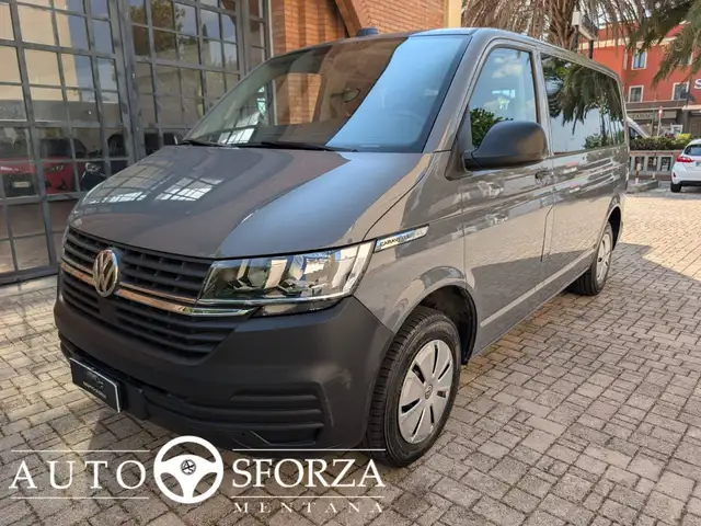 Volkswagen T6.1 Caravelle 2.0 TDI Trendiline 9 Posti 110 Cv Tagliandata Nazionale E6d