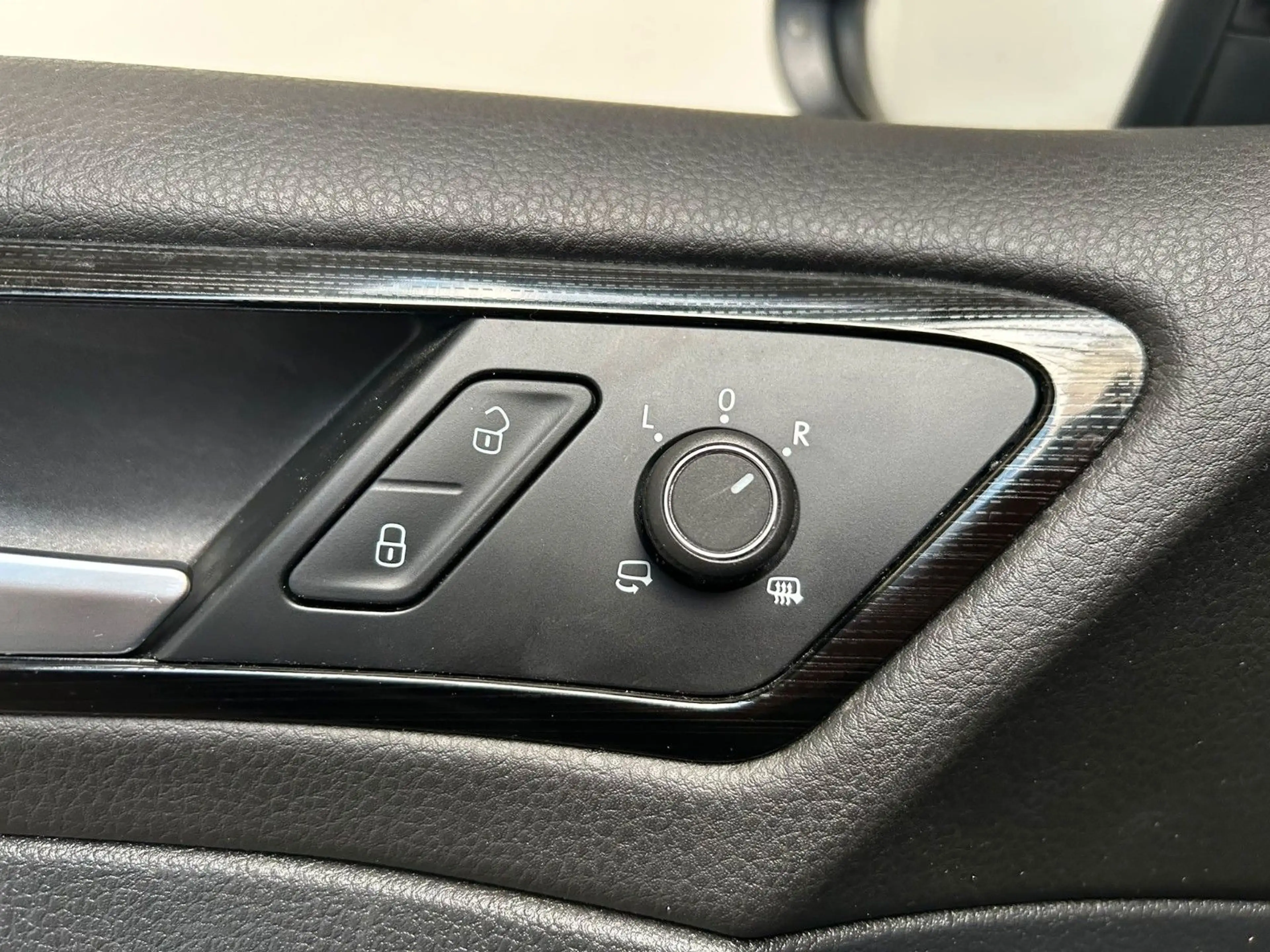 Volkswagen Golf VII Lim. Highline BMT DSG Navi Kamera — photo 15