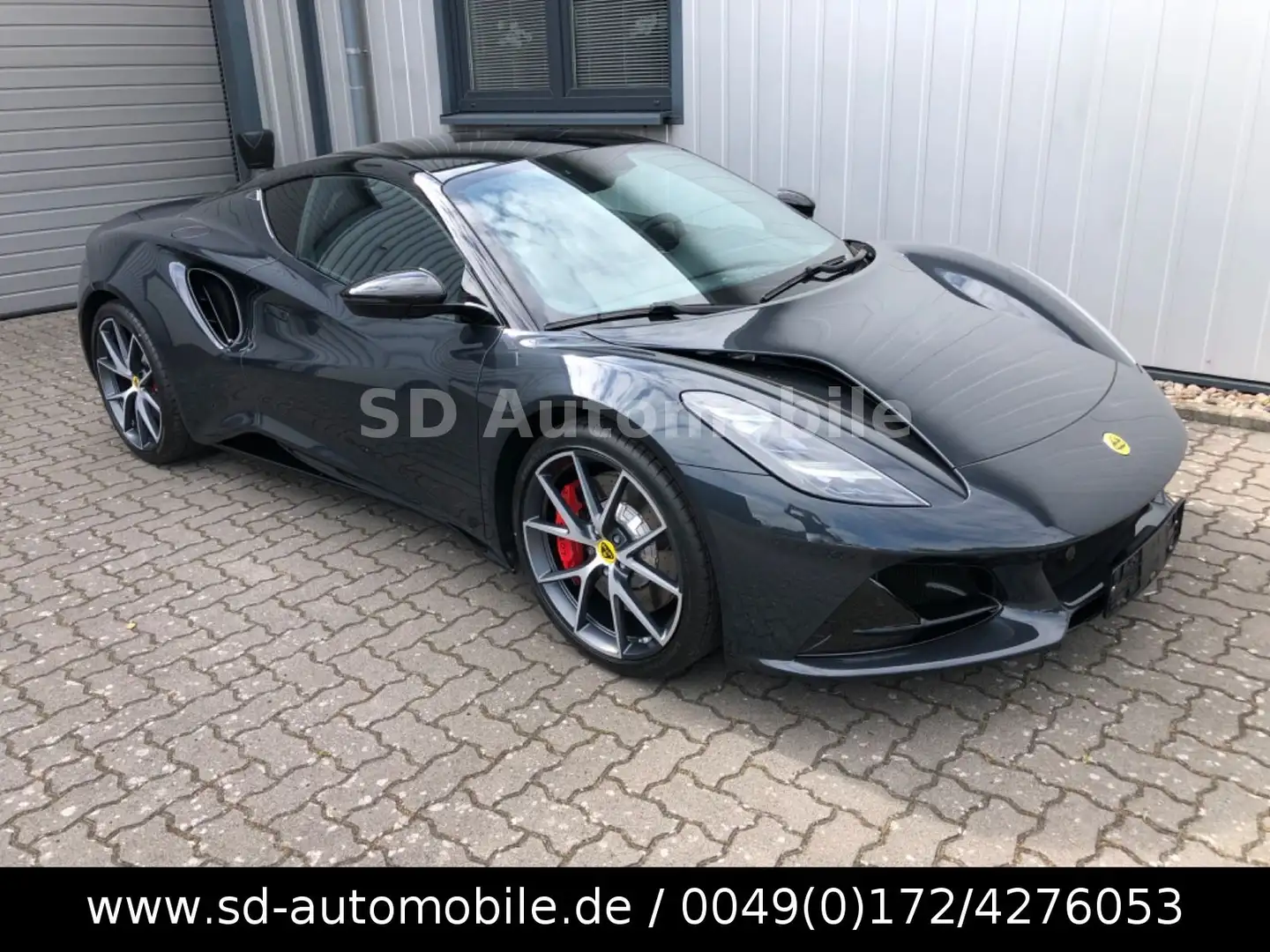 Lotus Emira I4  FIRST EDITION Grau - 1