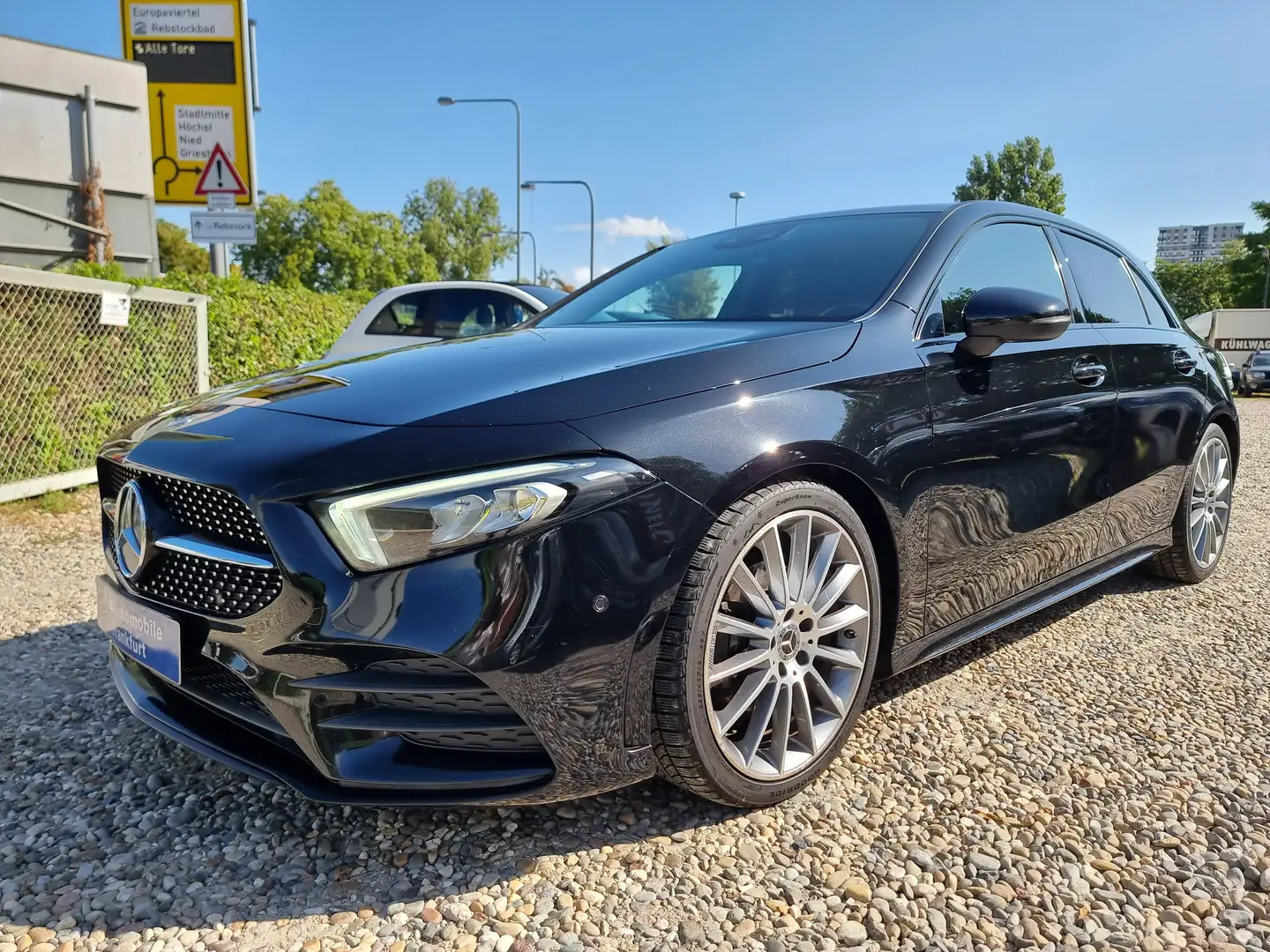 Mercedes-Benz A 200 A 200 AMG Paket°LED°ATM Neue Motor 30tkm° Noir - 1