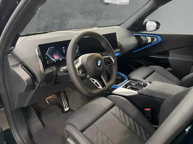 BMW X3 view 9