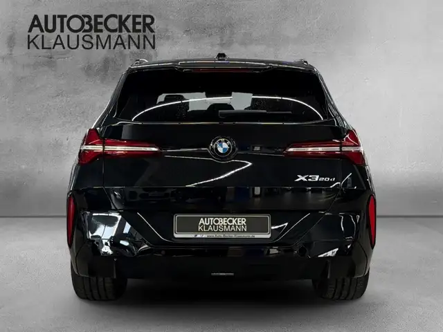 BMW X3 view 6
