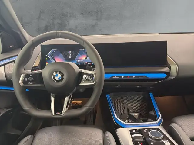 BMW X3 view 10