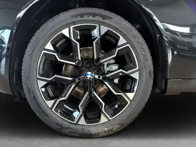 BMW X3 view 7