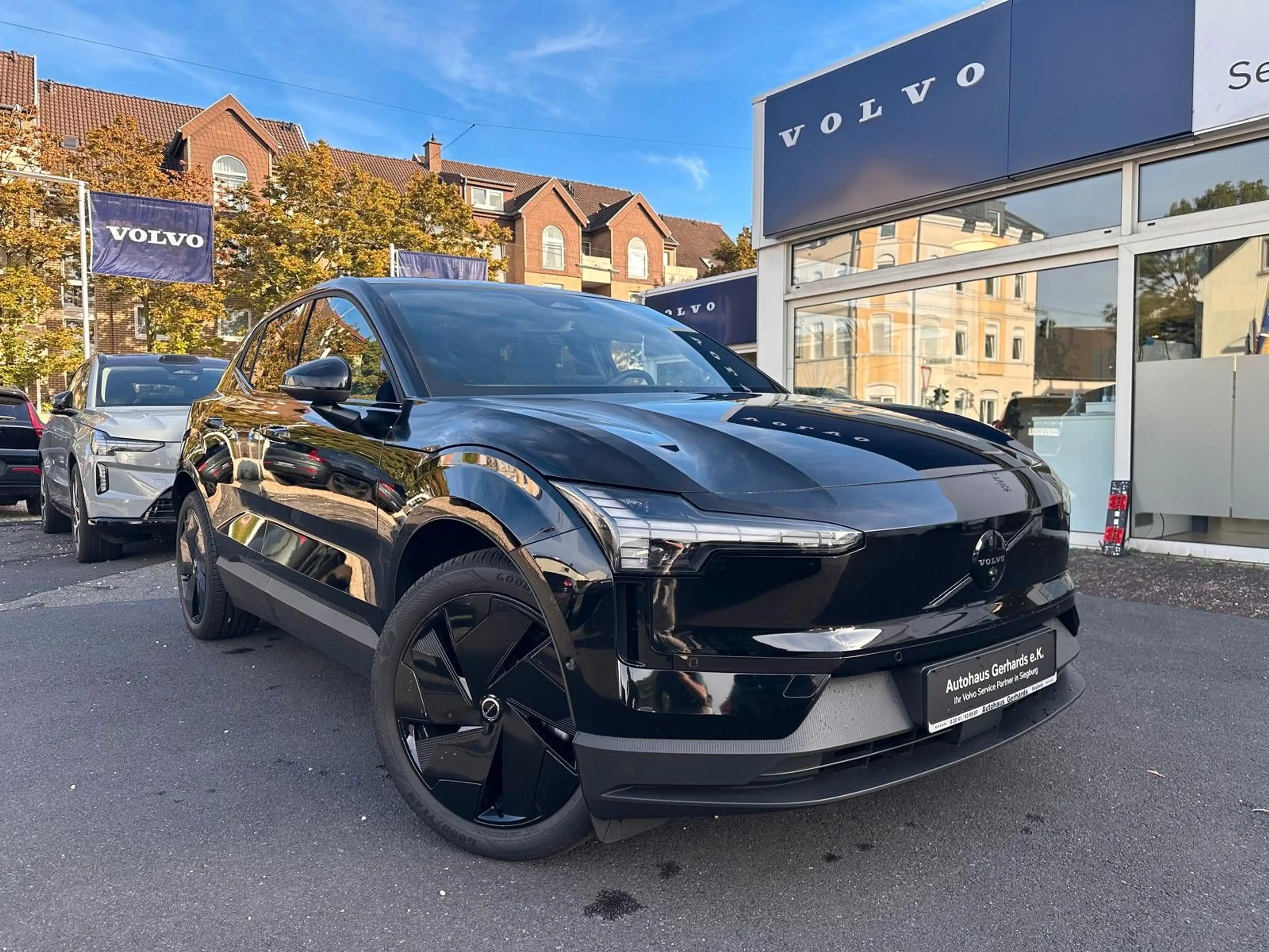 Volvo EX30 RWD Ultra Black Ed.,Pano,360°,BLIS,ACC,WP — photo 3