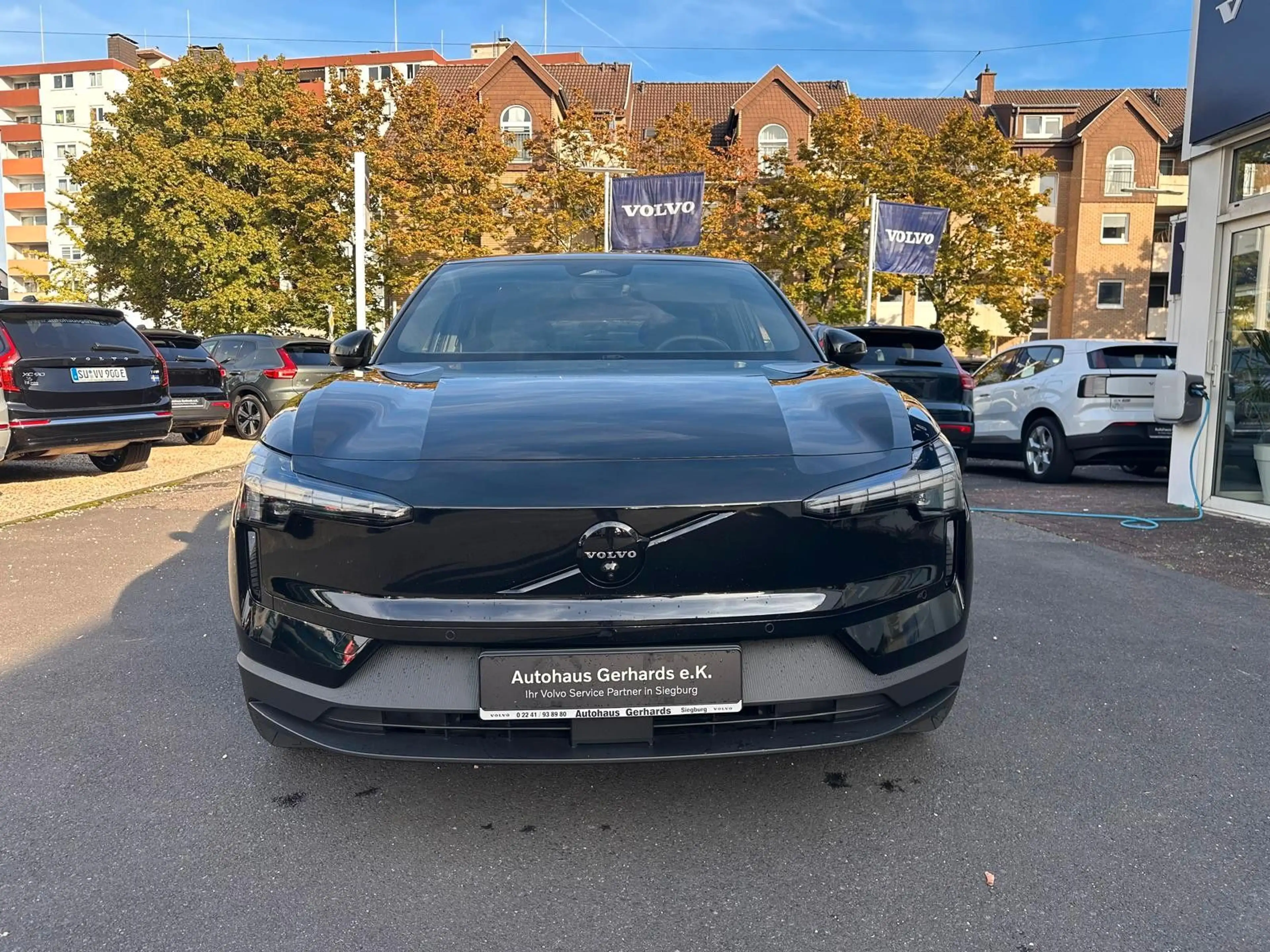 Volvo EX30 RWD Ultra Black Ed.,Pano,360°,BLIS,ACC,WP — photo 2