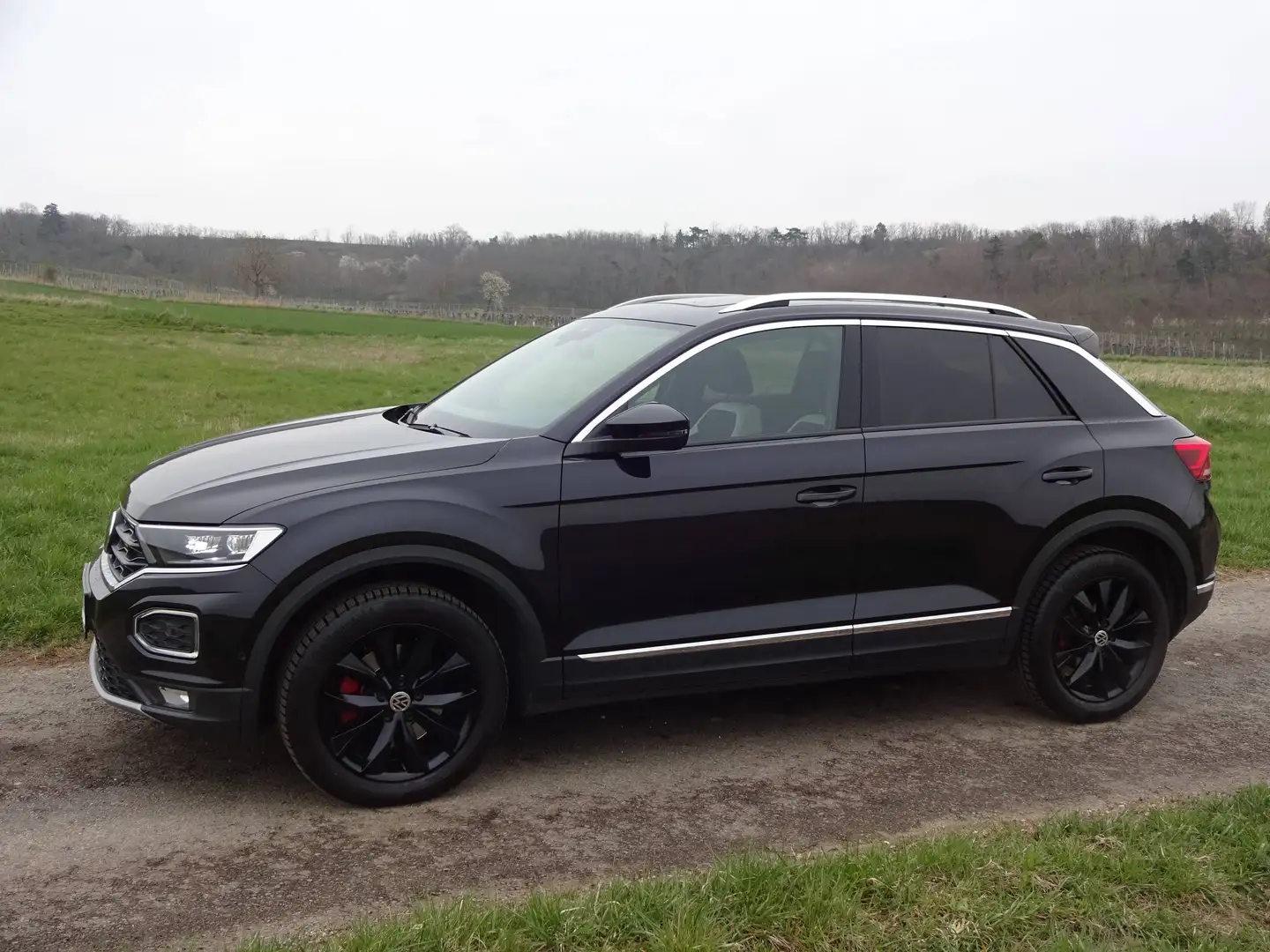 Volkswagen T-Roc Sport 4Motion+Pano+Navi+LM18´+Winterräder Schwarz - 2