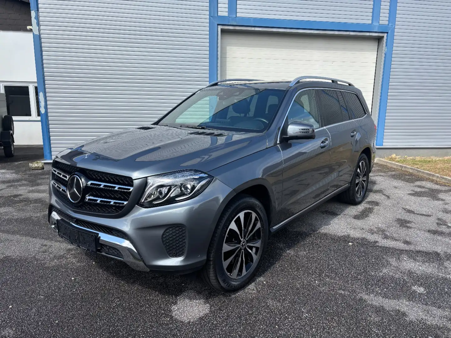 Mercedes-Benz GLS 350 d 4MATIC SHD AMG FAP AIR Stdhzg Shz Ambi Grigio - 2