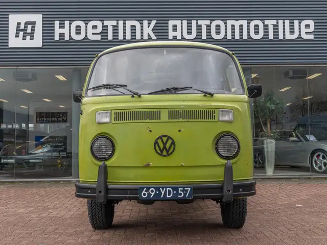 Volkswagen T2 view 7