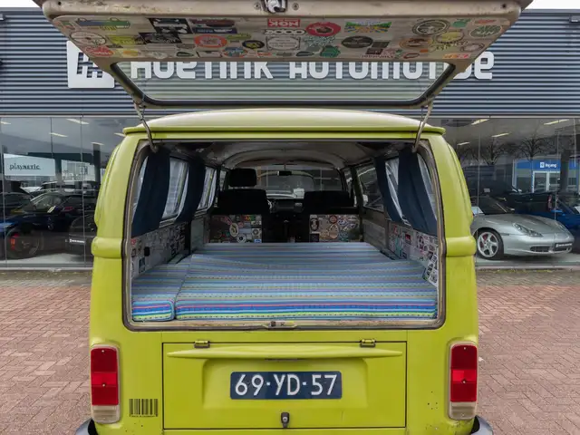 Volkswagen T2 view 15