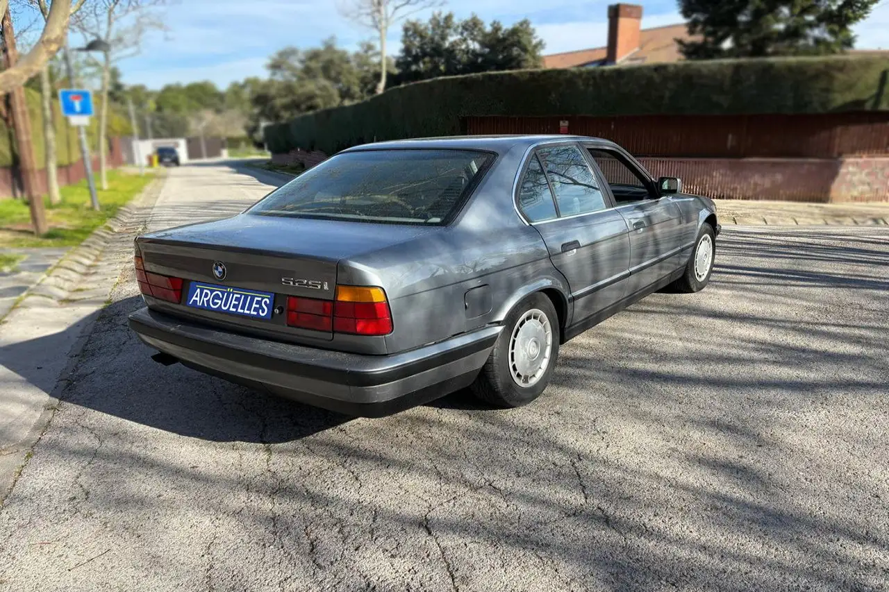 BMW 525i 24v 192cv Manual, foto 6