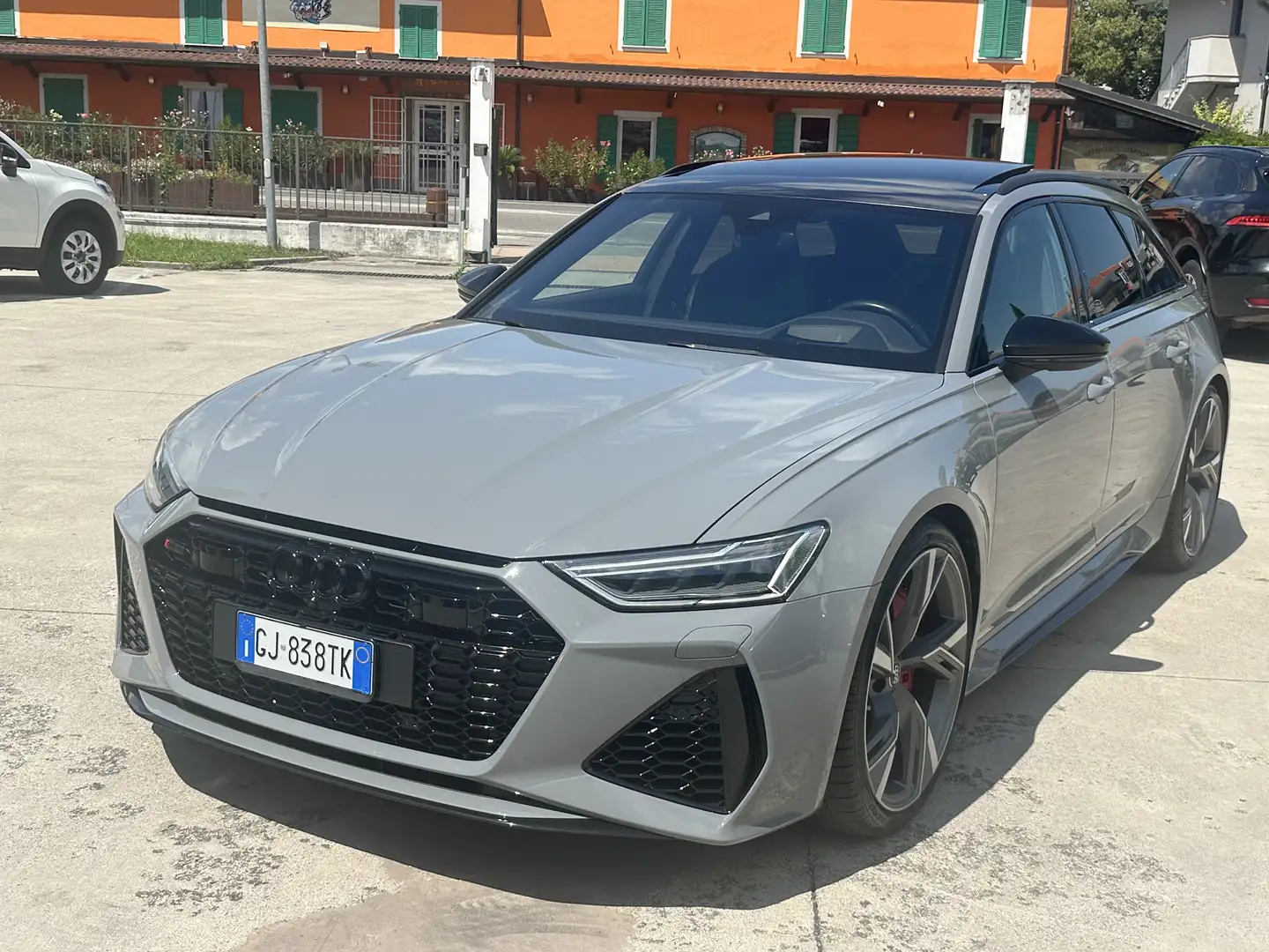 Audi RS6 Avant 4.0 mhev quattro tiptronic FULL-OPTIONAL! Grigio - 2