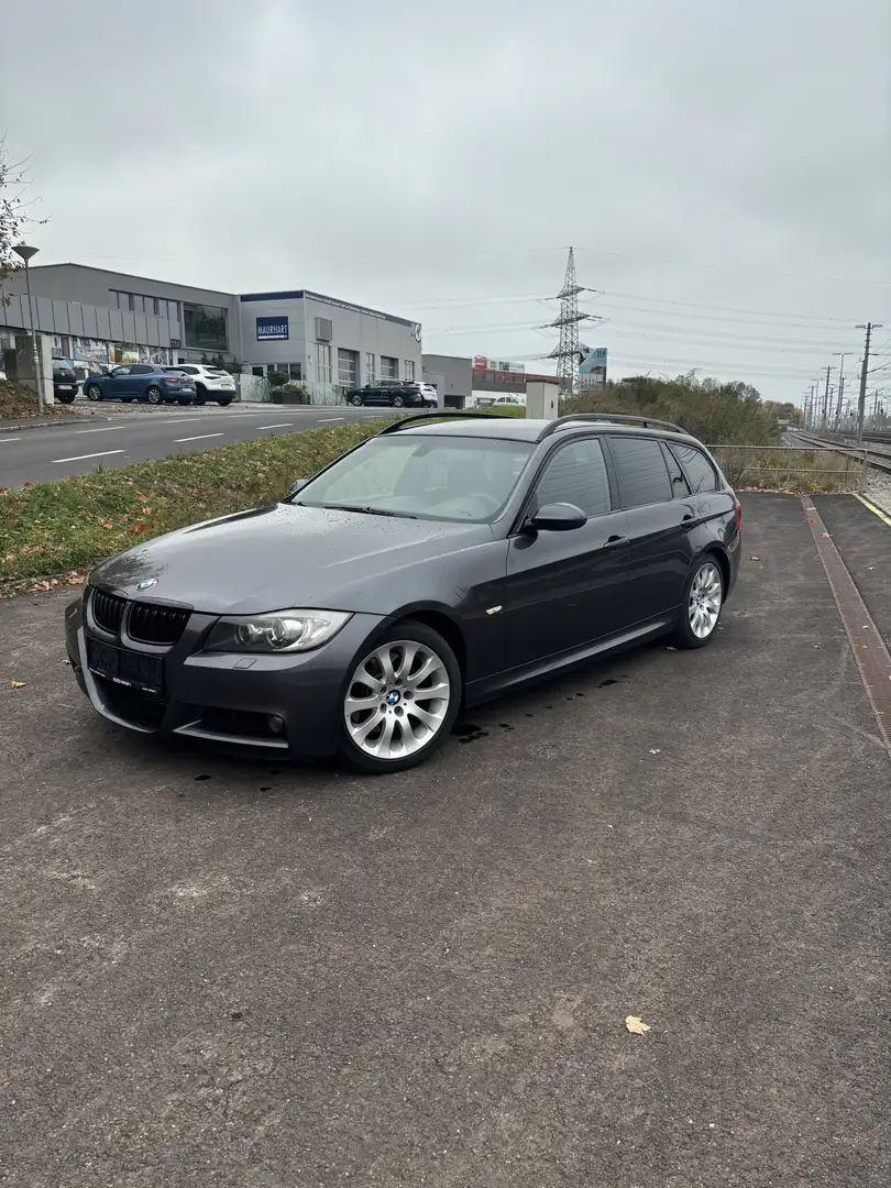 BMW 325 325d Touring M-Paket Aut. - 1
