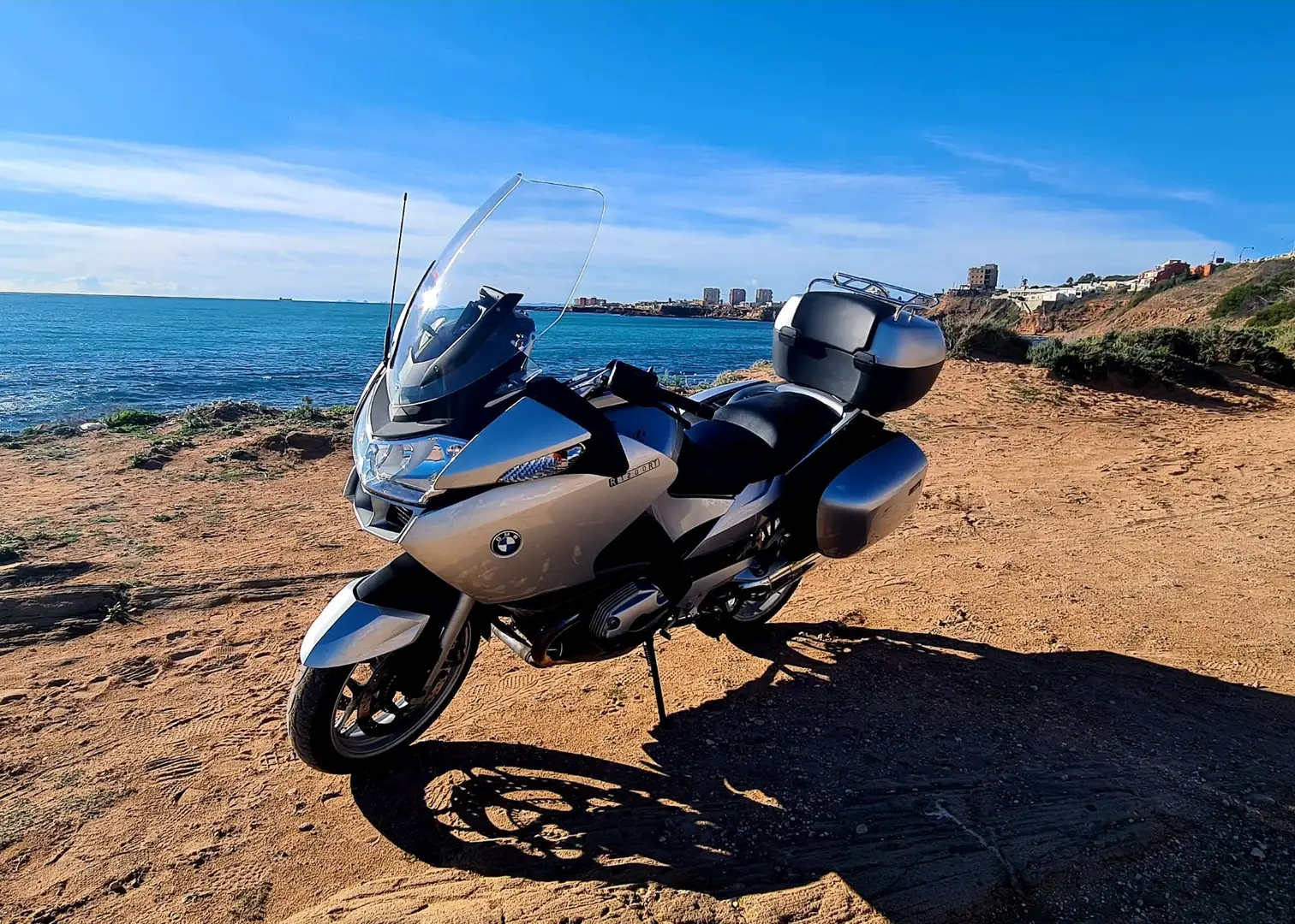 BMW R 1200 RT Plateado - 1