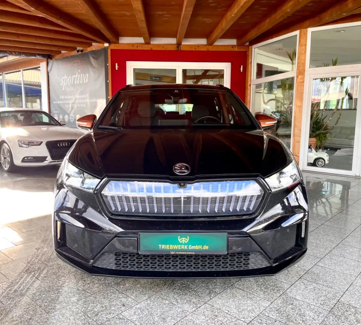 Skoda Enyaq 80 x Founders Edition Suite Vollausstattun Schwarz - 2