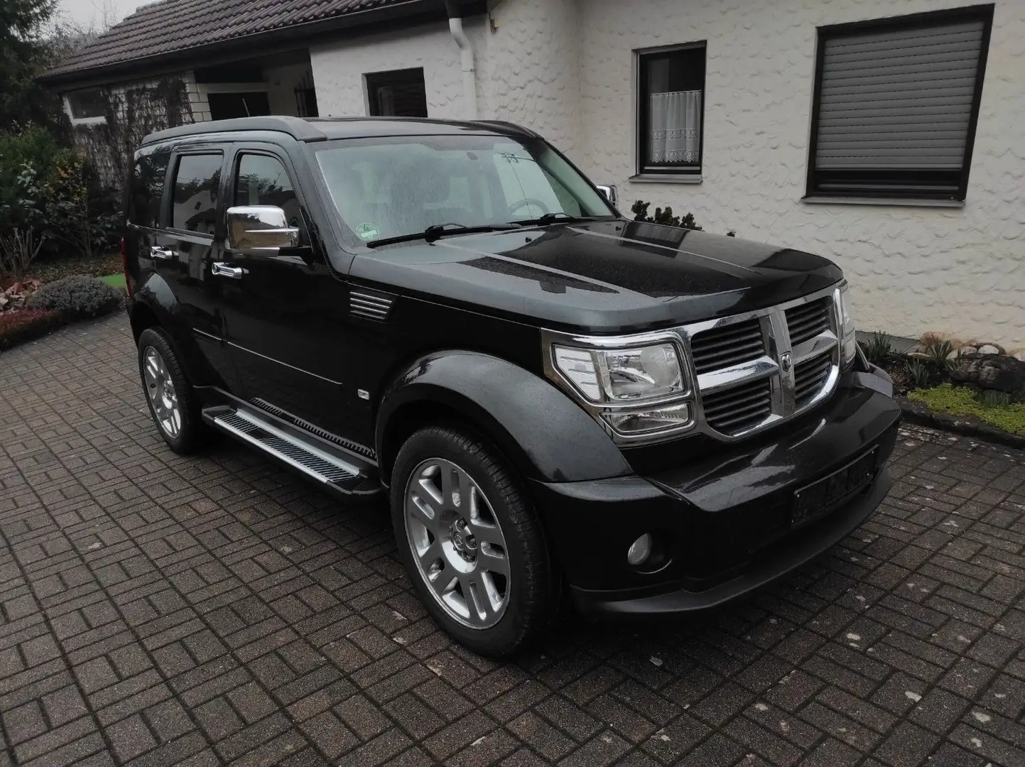 Dodge Nitro SXT Negro - 1