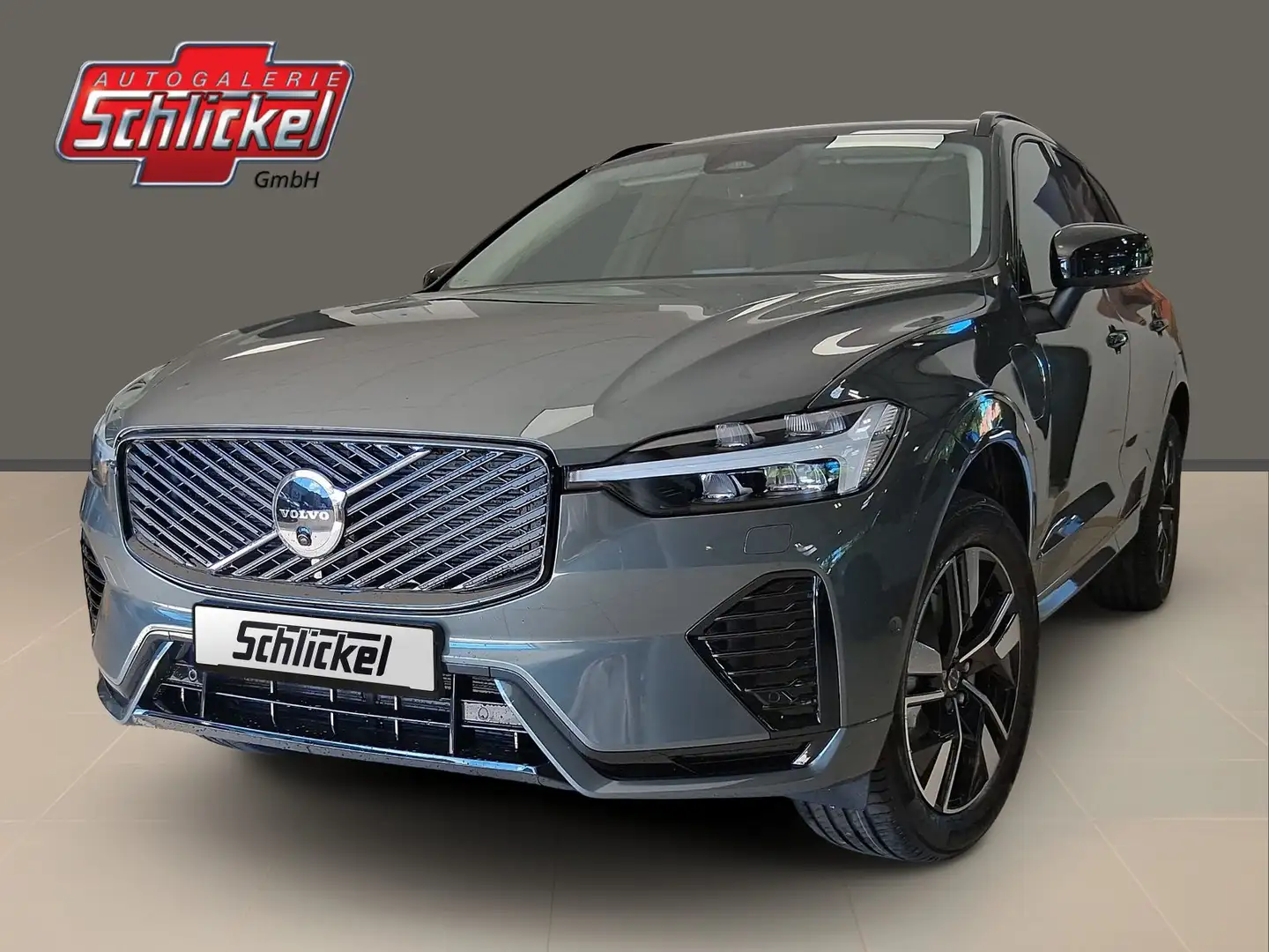 Volvo XC60 T6 AWD Plug-in Hybrid Plus Dark 360°Kamera ACC Grün - 1