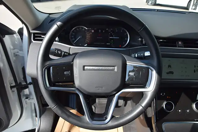 Land Rover Range Rover Evoque view 7