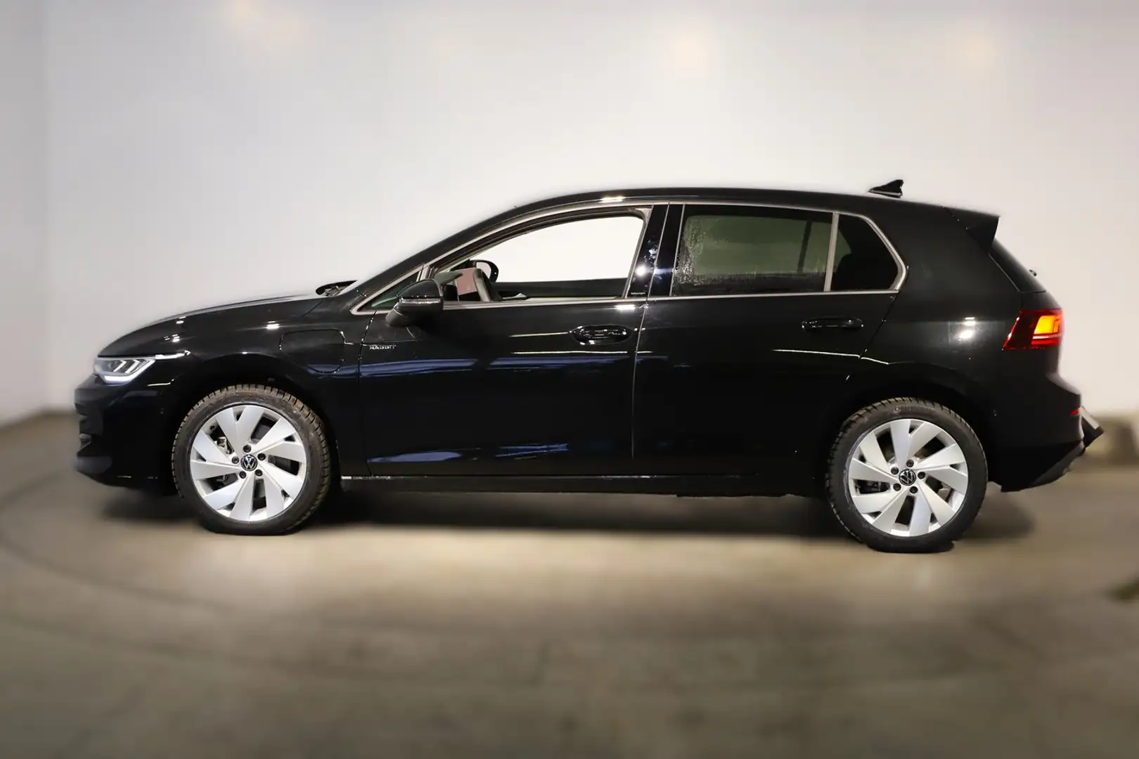 Volkswagen Golf Rabbit eHybrid DSG 150 kW Schwarz - 2