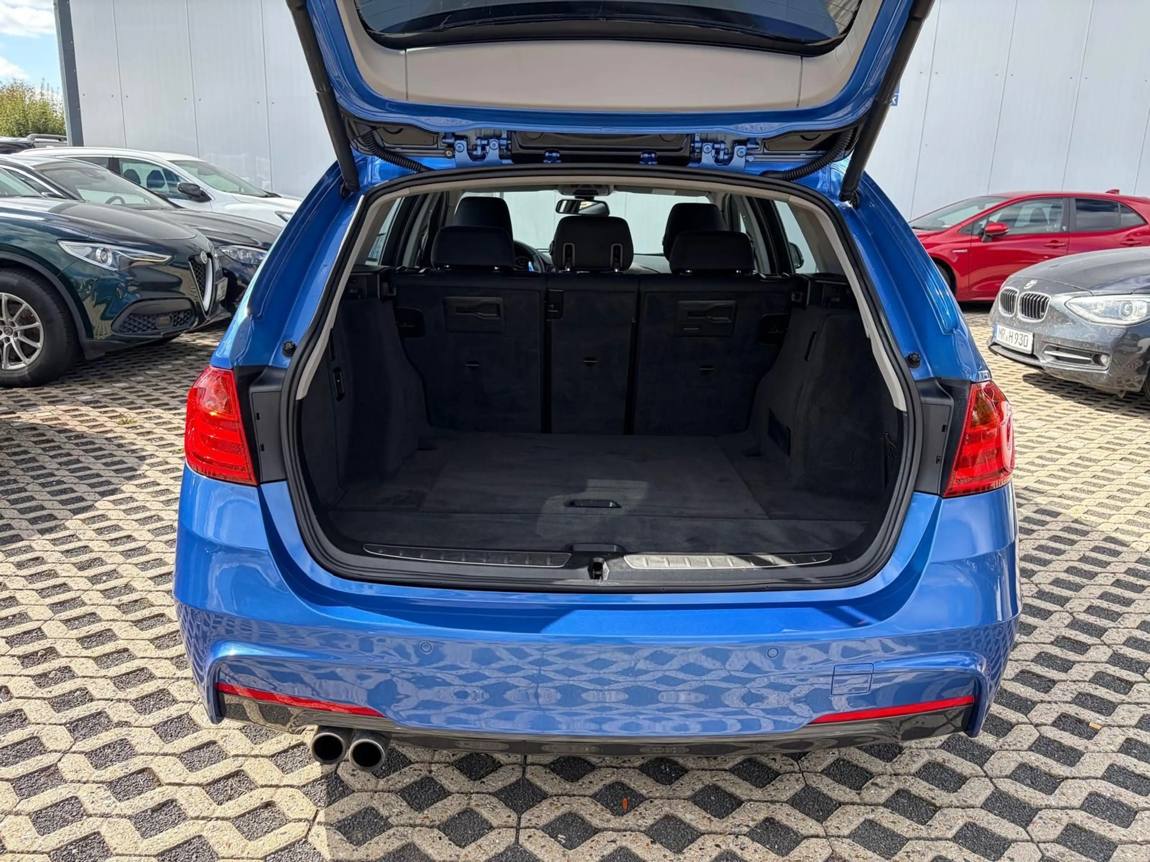 BMW 325 d Touring PDC/KLIMAA/NAVI/TÜV 05/28 — photo 5