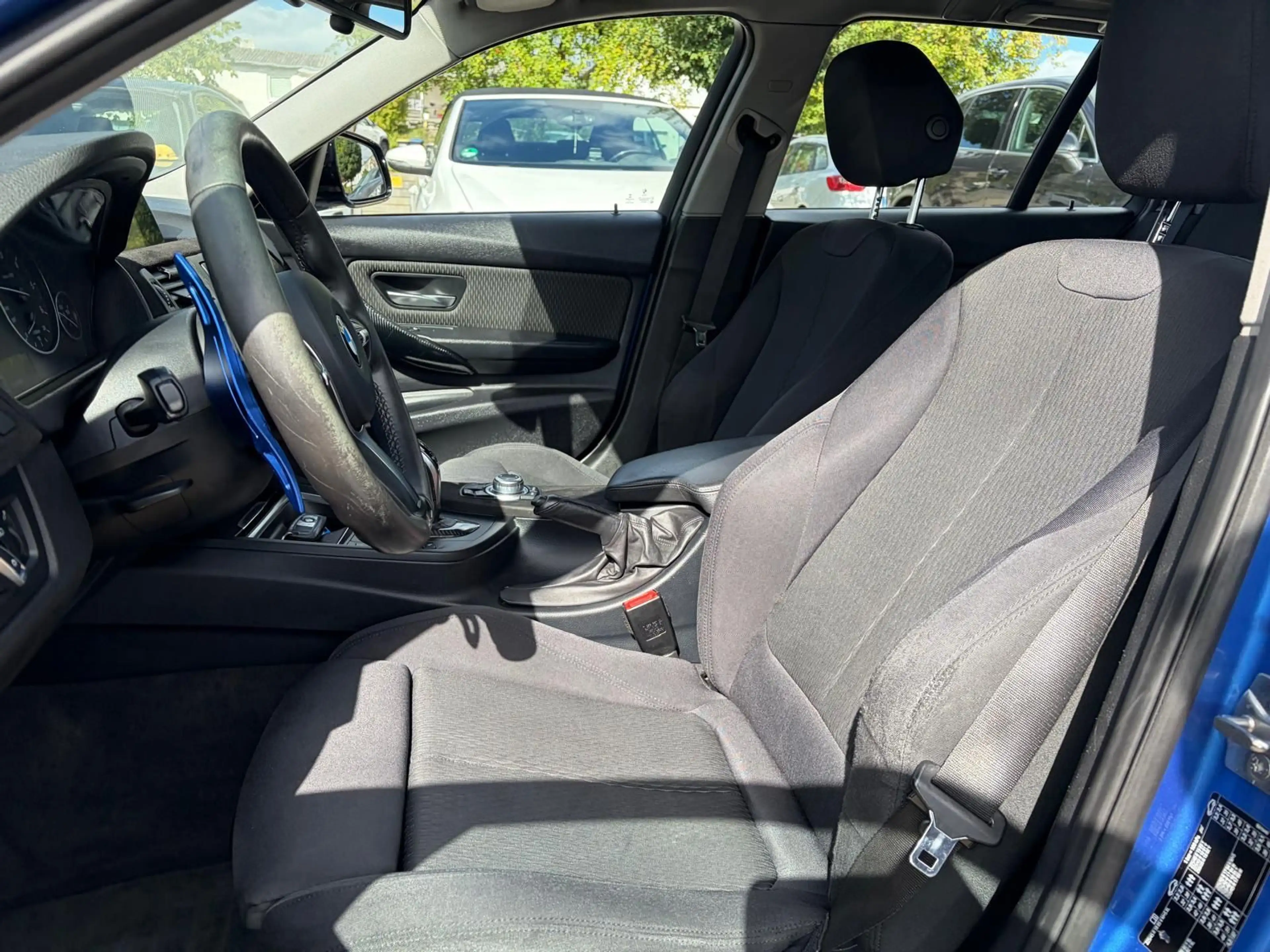 BMW 325 d Touring PDC/KLIMAA/NAVI/TÜV 05/28 — photo 12