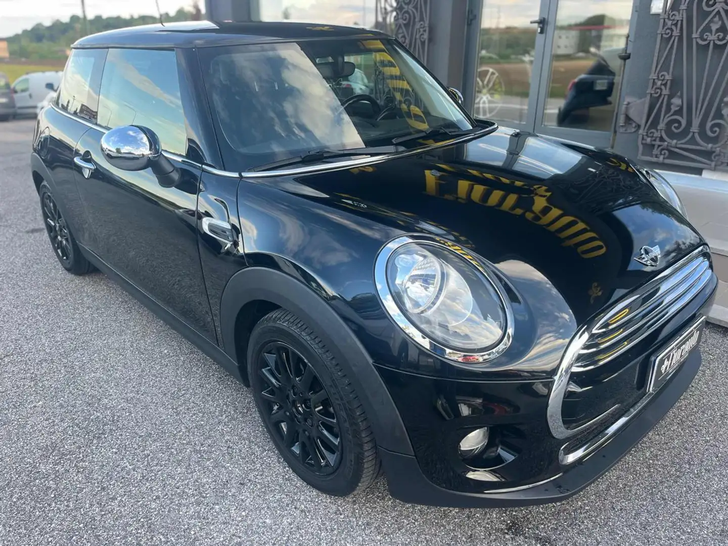 MINI Cooper D 1.5 Cooper D Hype Noir - 2