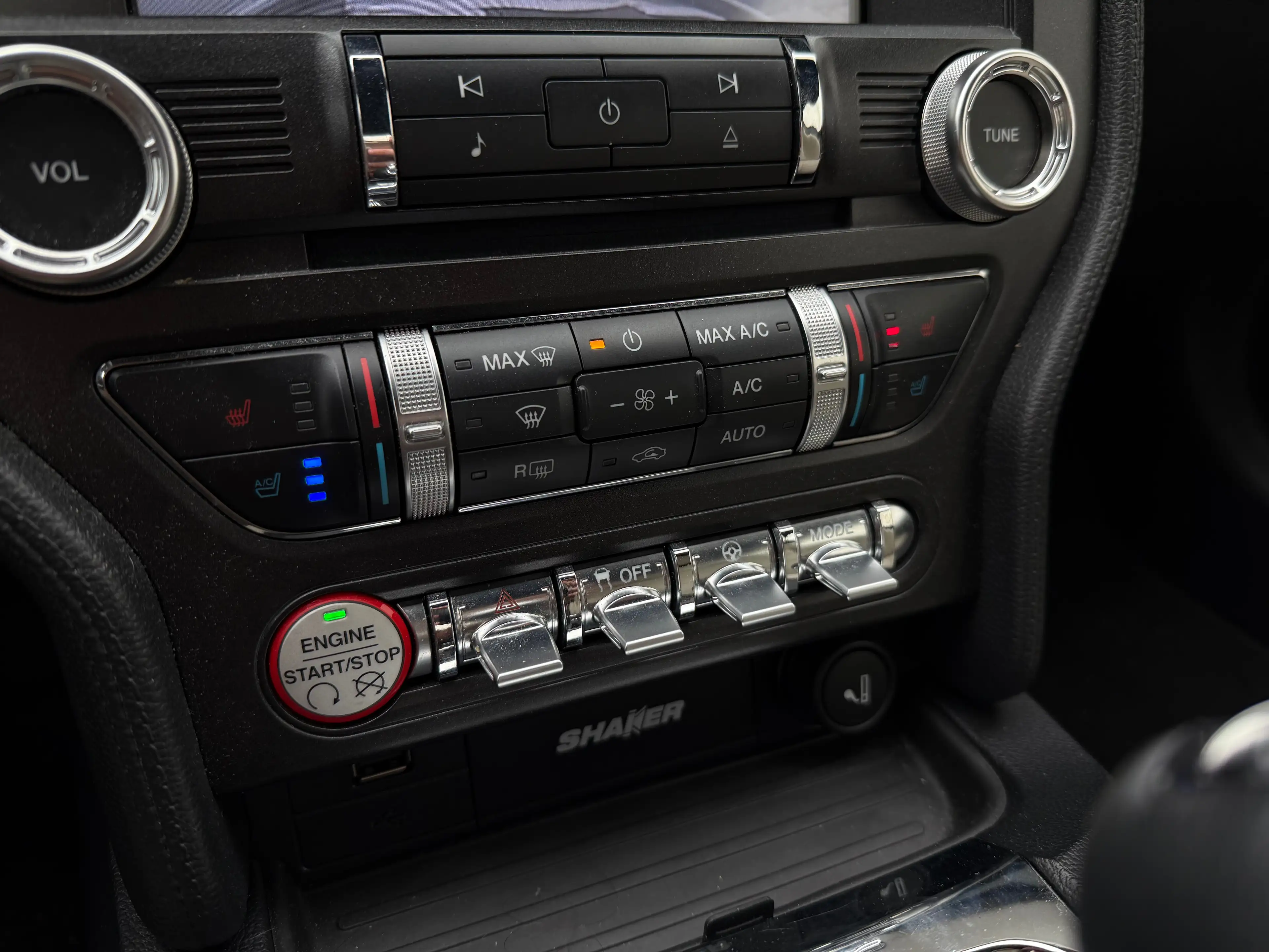Ford Mustang Mustang 2.3 EcoBoost — photo 15