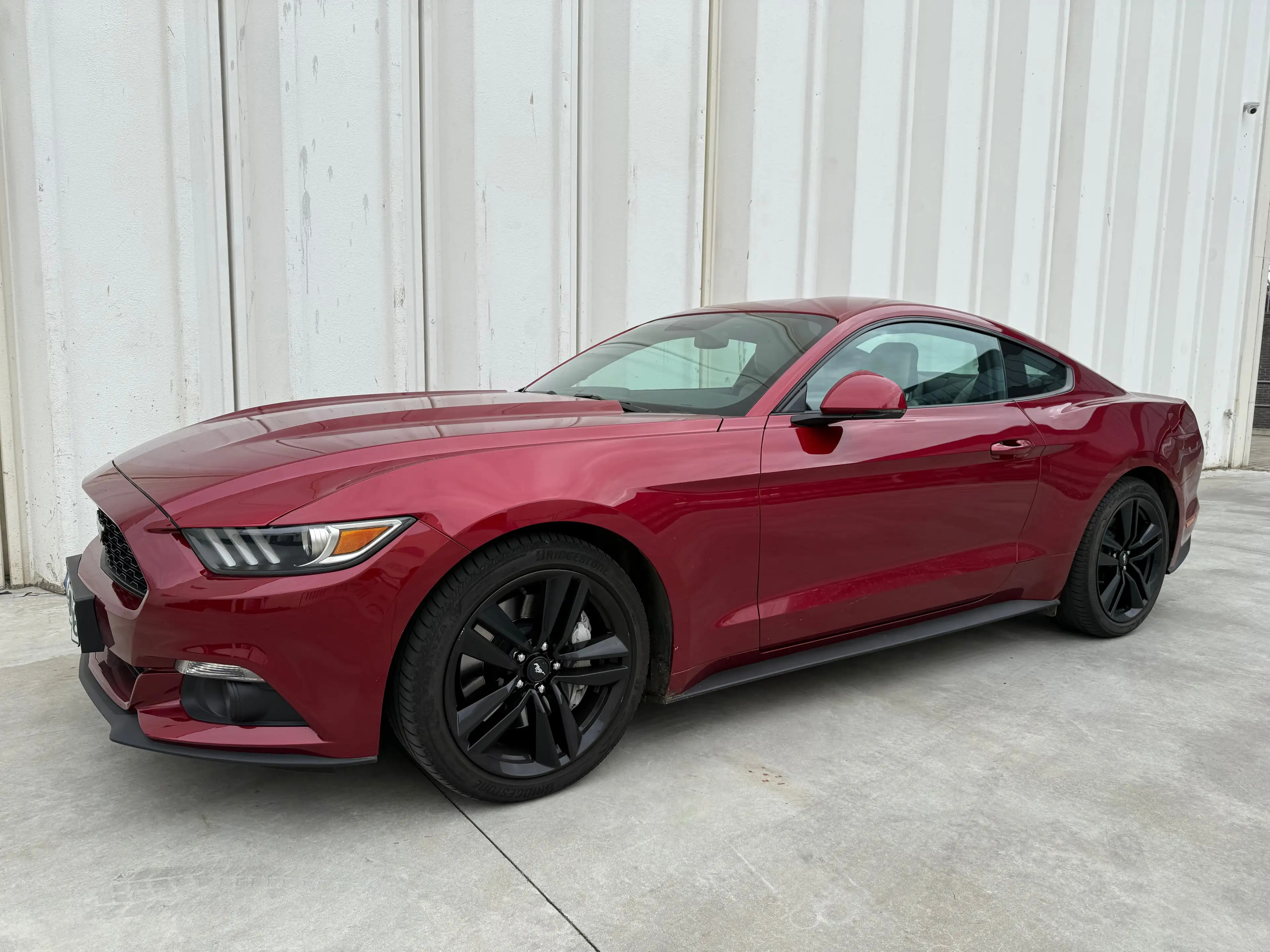 Ford Mustang Mustang 2.3 EcoBoost — photo 8