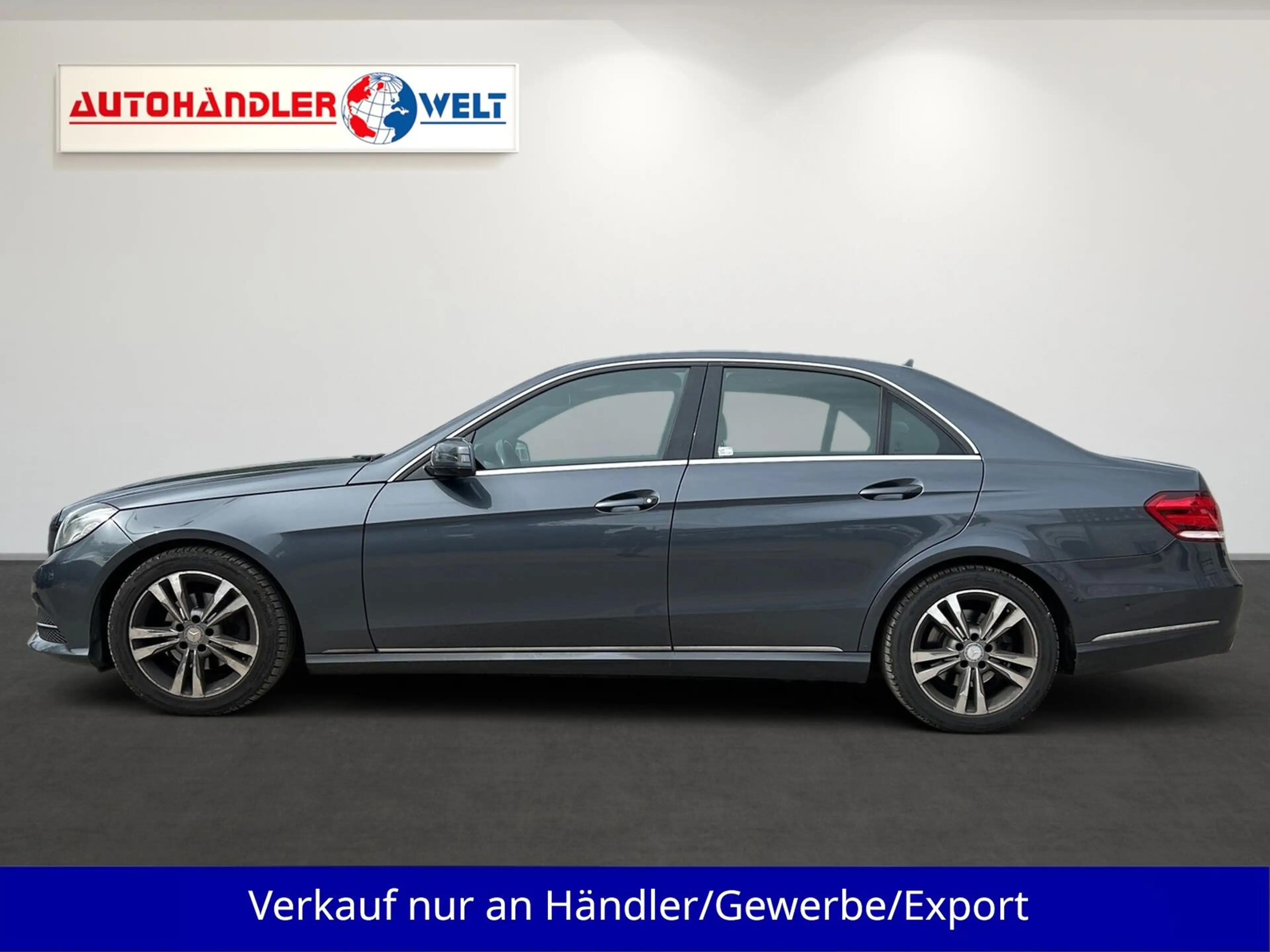 Mercedes-Benz E 200 E200 CGI Automatik LED Leder SHZ Navi PDC — photo 7