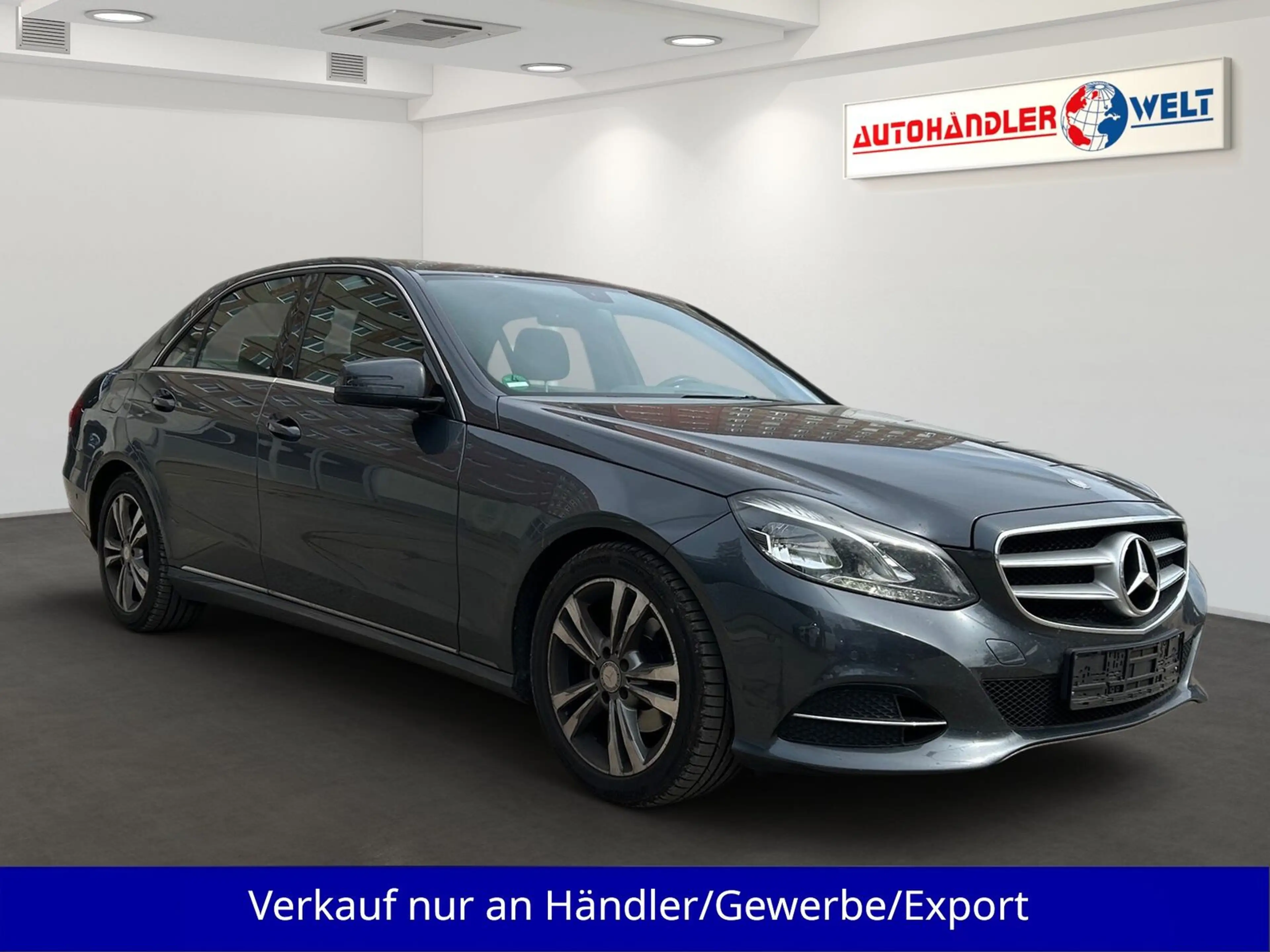 Mercedes-Benz E 200 E200 CGI Automatik LED Leder SHZ Navi PDC — photo 3