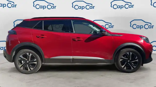 Peugeot 2008 view 4