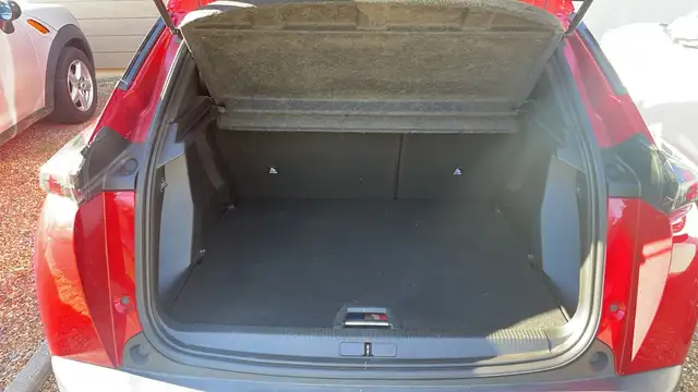 Peugeot 2008 view 14