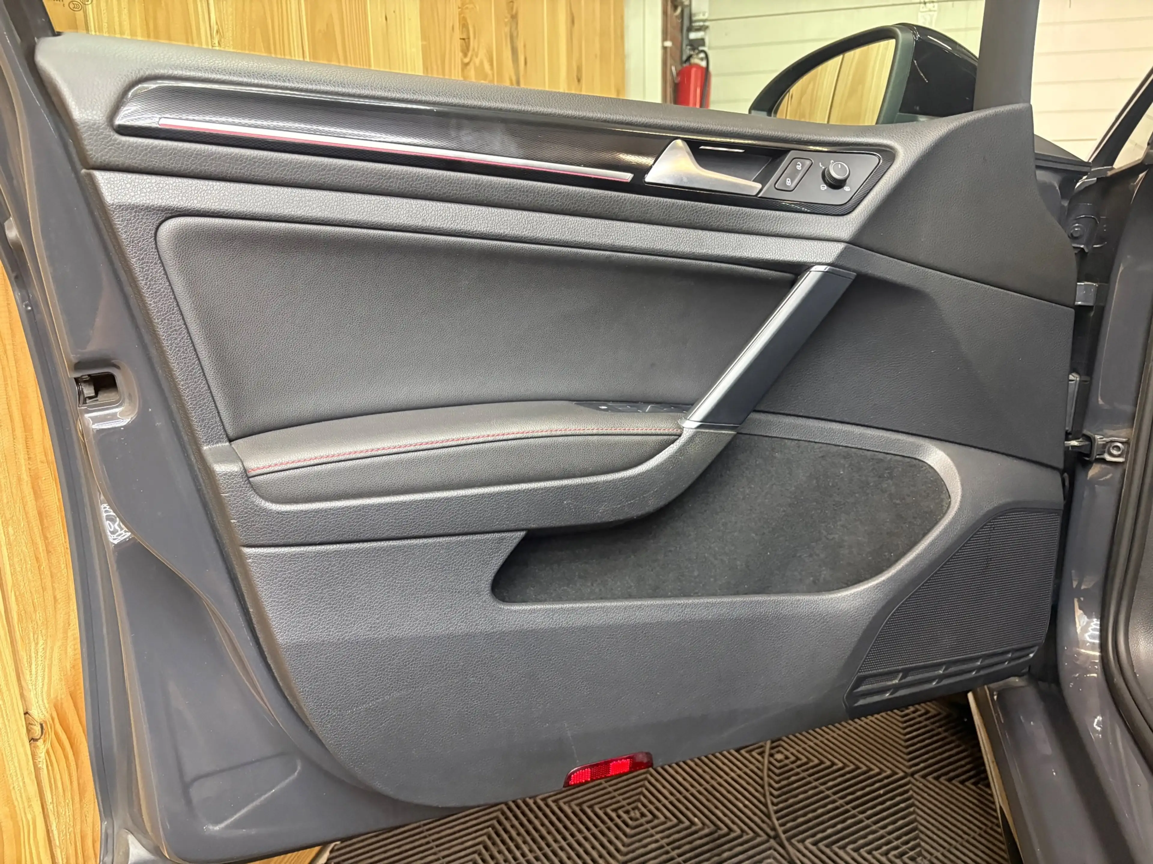 Volkswagen Golf GTI 2.0 TSI Performance ACC|PDC|RIJKLAAR — photo 20