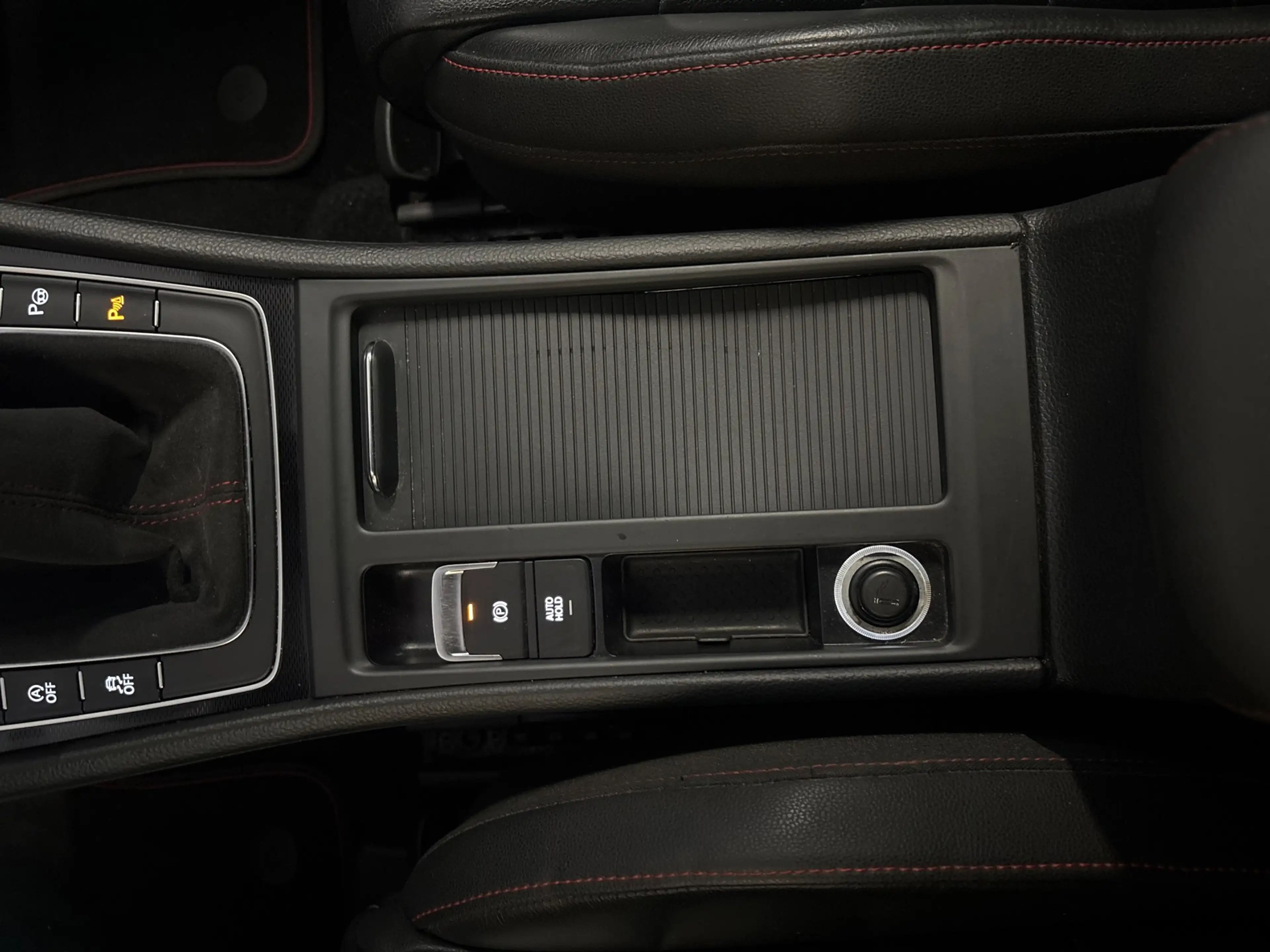 Volkswagen Golf GTI 2.0 TSI Performance ACC|PDC|RIJKLAAR — photo 31