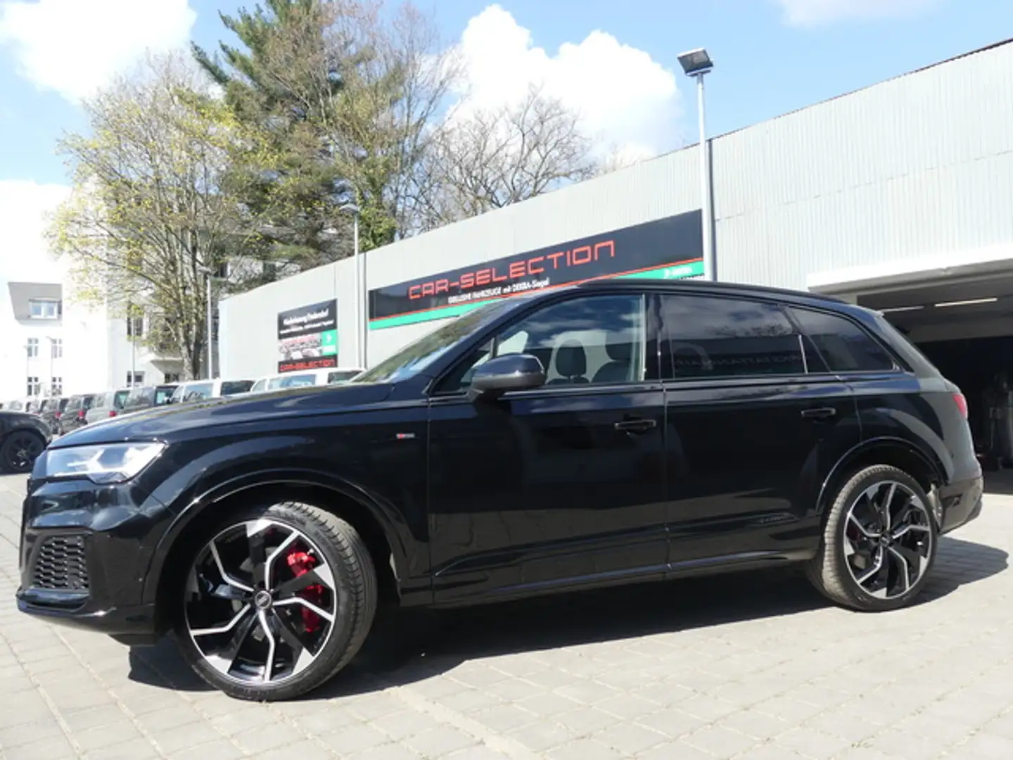 Audi Q7 55 TFSI quattro S line 7SITZE/HUD/NACHT/STHZ Schwarz - 2