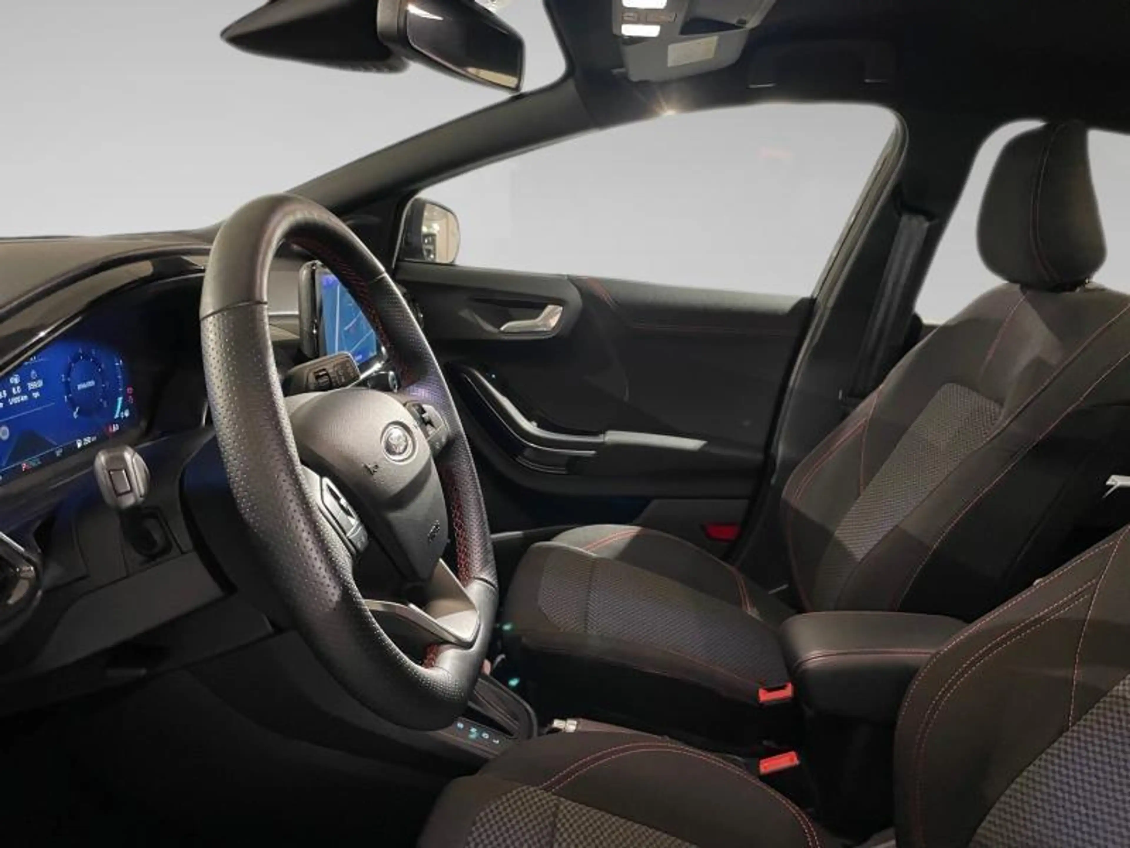 Ford Puma 1.0i Ecoboost mHEV 114kW Aut. ST-Line V — photo 4