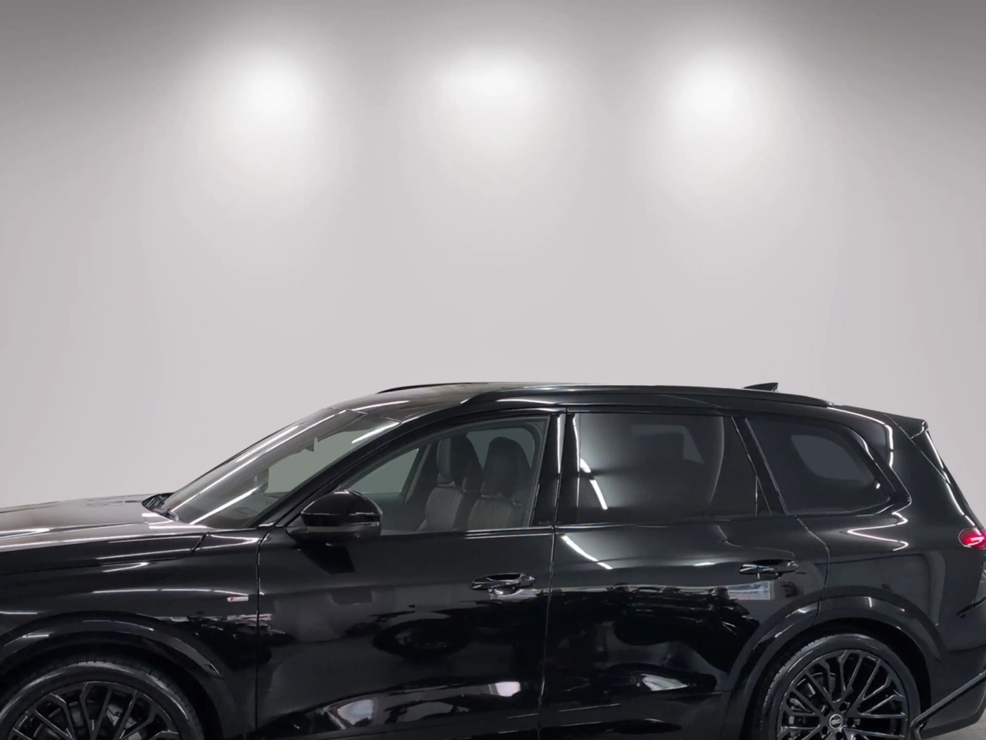 Audi Q7 S line TDI neues Mod/AHK/Pano/Standh/Tech pro — photo 4