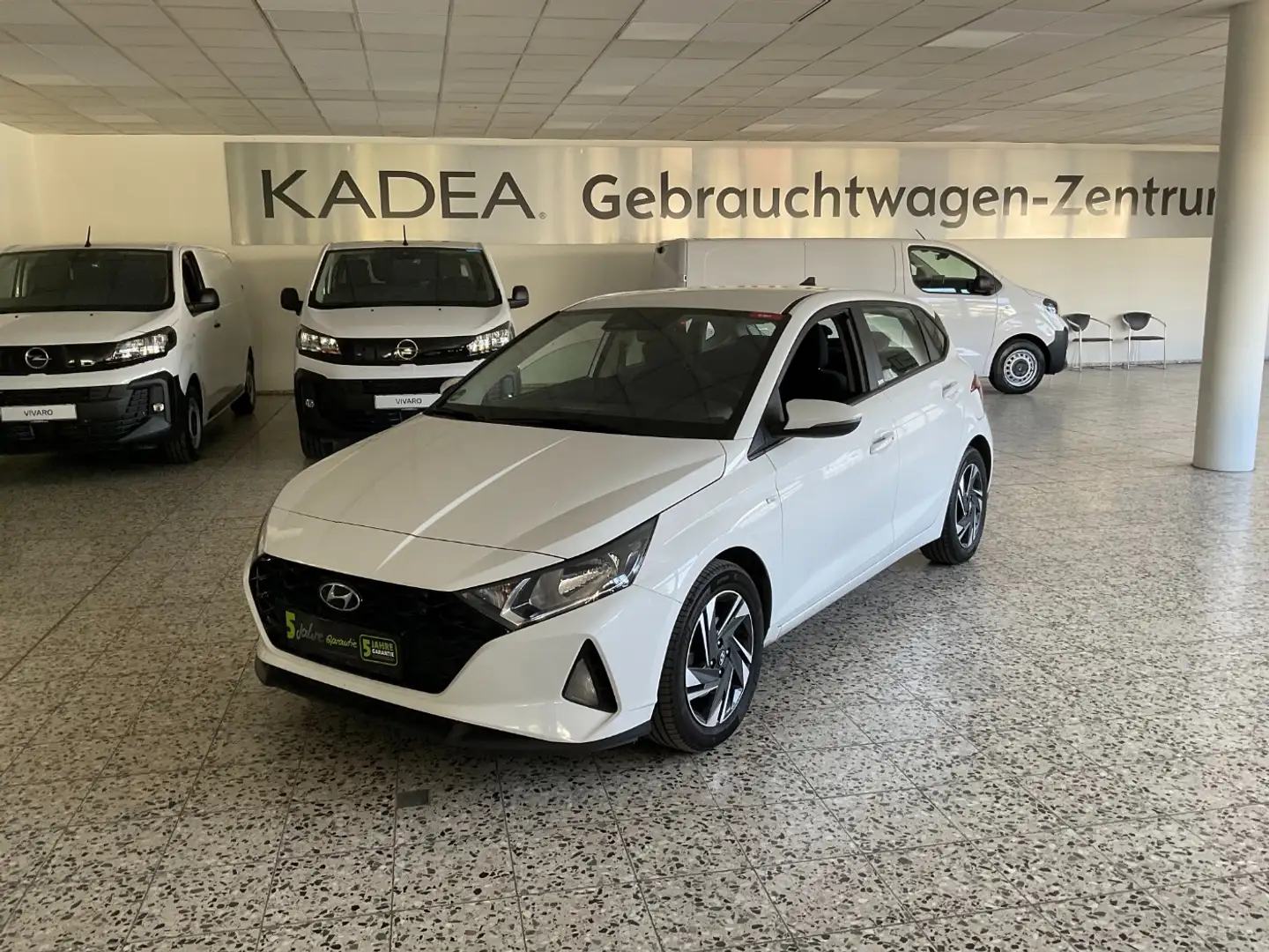 Hyundai i20 1.0 T-GDI Trend Komfortpaket, Navi, Bose Weiß - 2